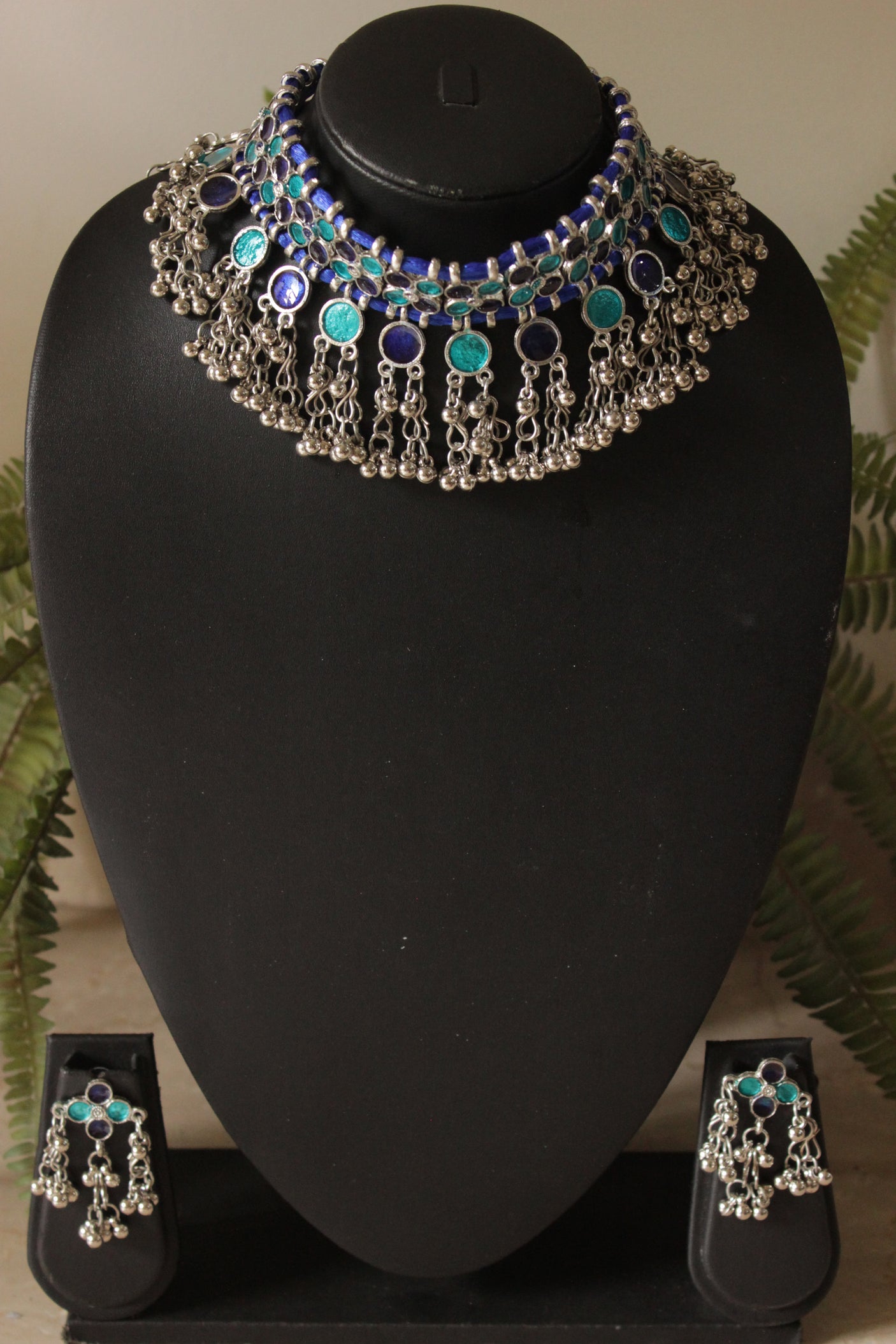 Shades of Blue Glass Stones Adjustable Choker Necklace Set