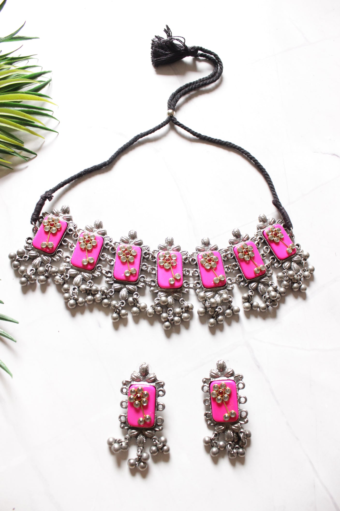 Pink Glass and Kundan Work Adjustable Choker Necklace Set
