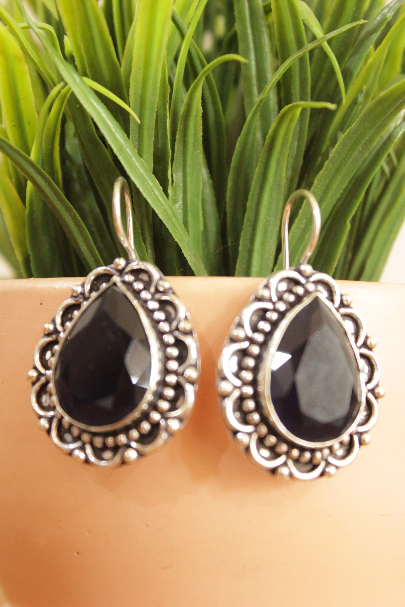 Black Spinel Natural Gemstone Embedded Silver Plated