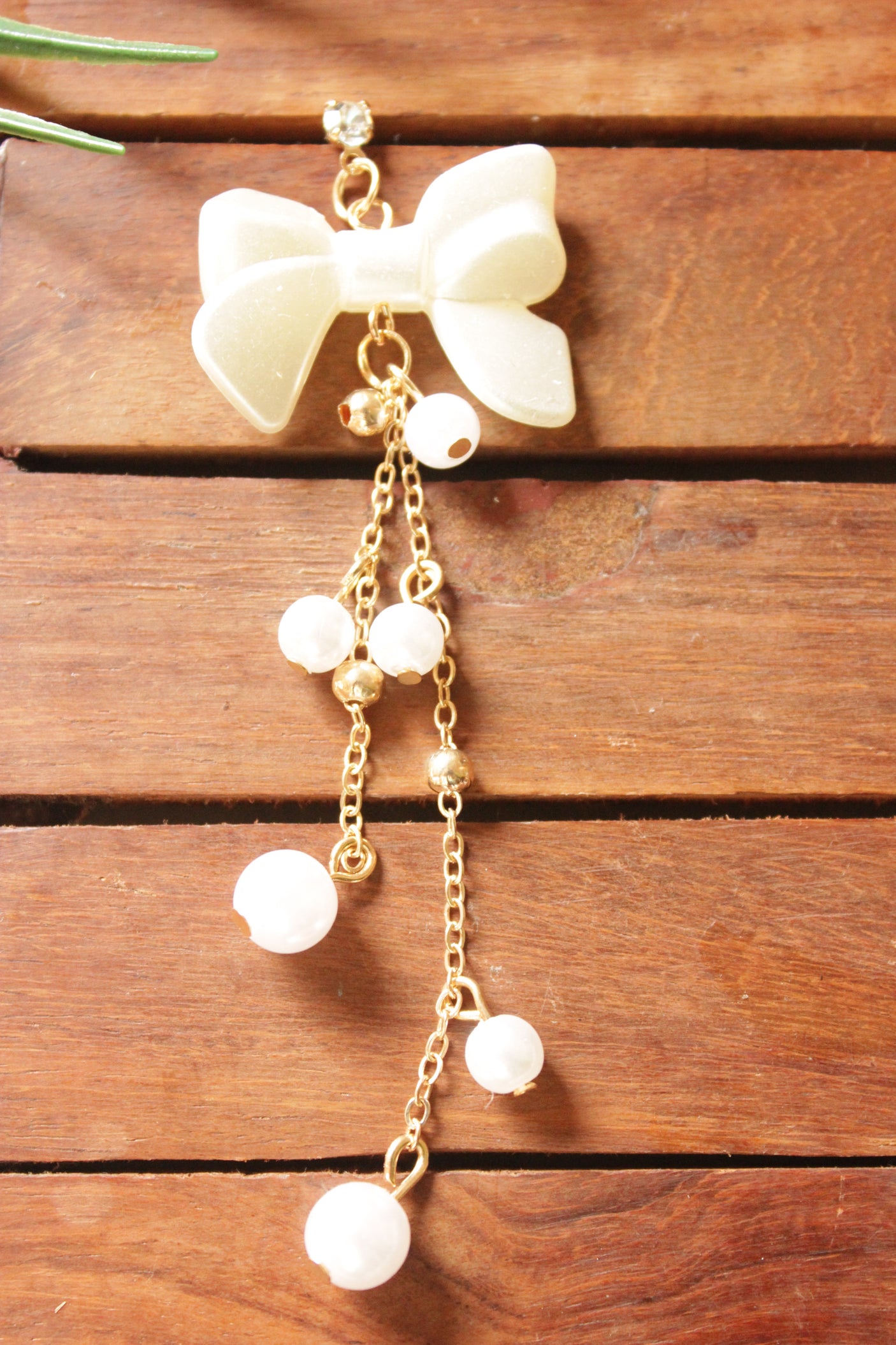Bow Motifs Long Pearl Tassels Earrings