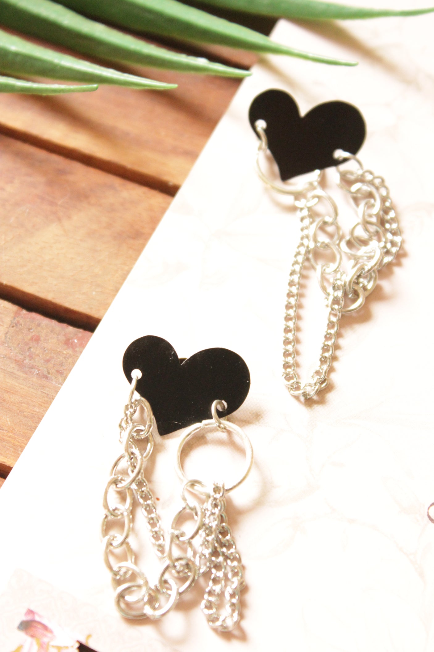 Black Heart 2 Layer Chain Strings Earrings