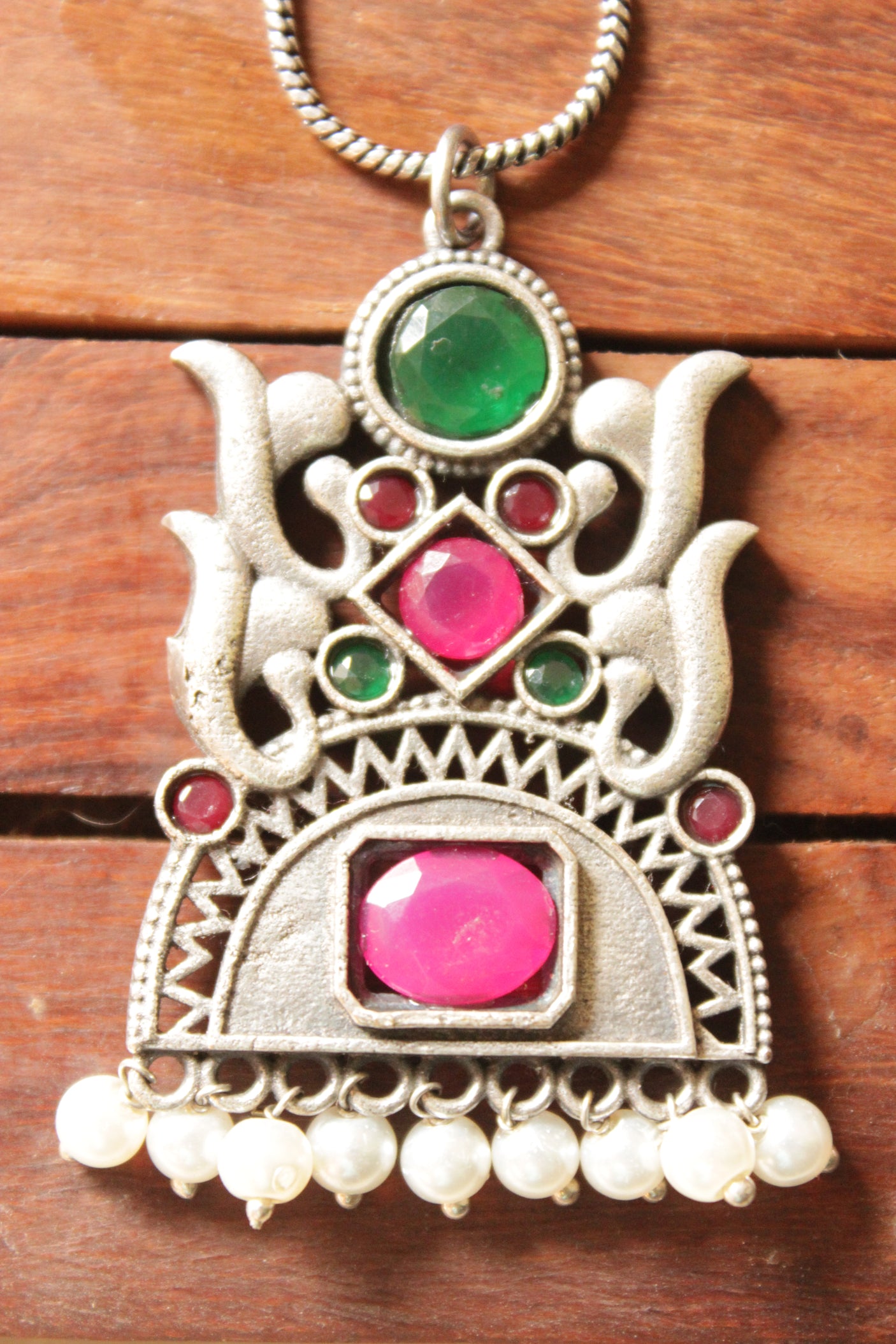 Premium Oxidised Finish Glass Stones & Pearl Embedded Pendant Chain Necklace