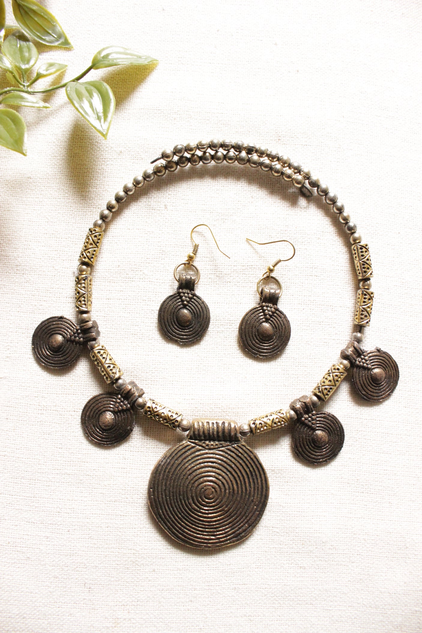 Spiral Metal Charms Embellished Dull Gold Finish Choker Necklace