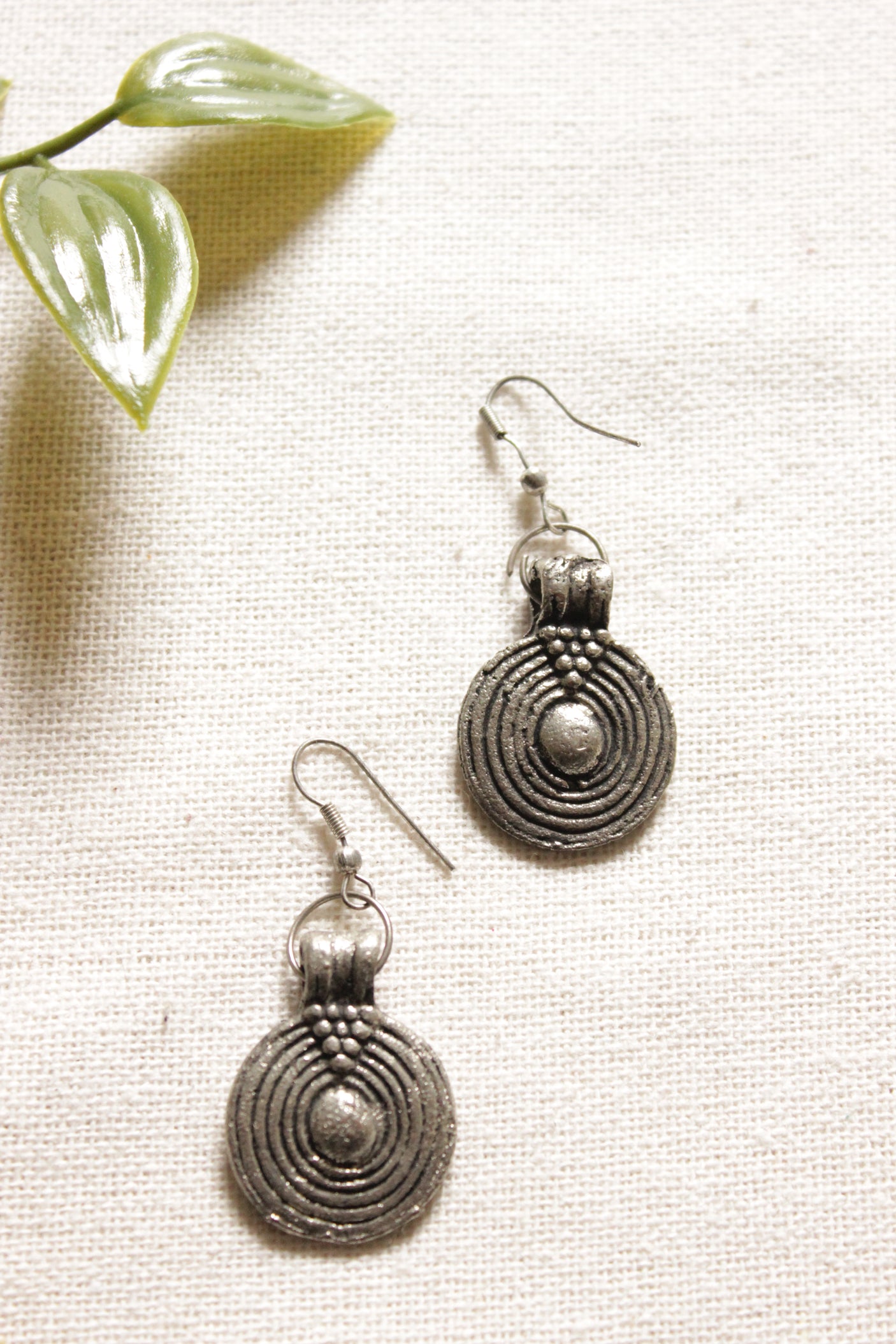 Spiral Metal Charms Embellished Oxidised Silver Finish Choker Necklace