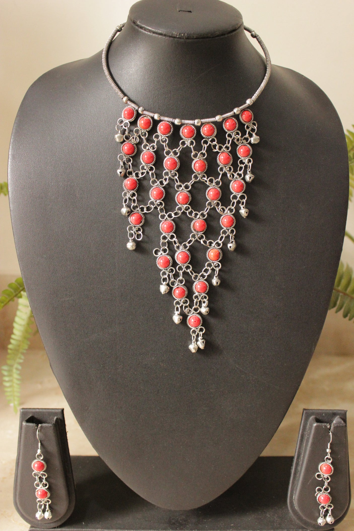 Coral Red Glass Stones Embedded Silver Finish Choker Style Jaali Pattern Long Necklace Set