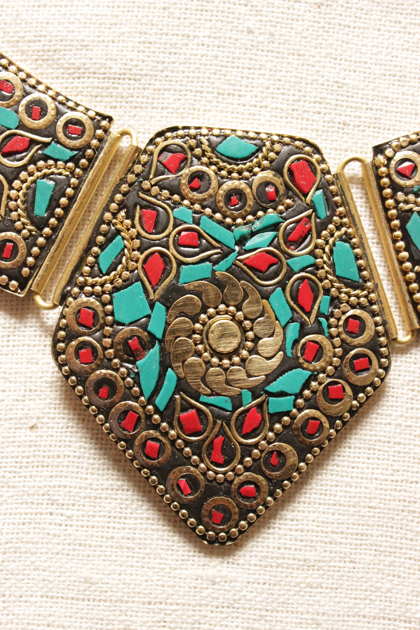 Red and Turquoise with Black and Gold Toned Chain Closure Tibetan Necklace Set