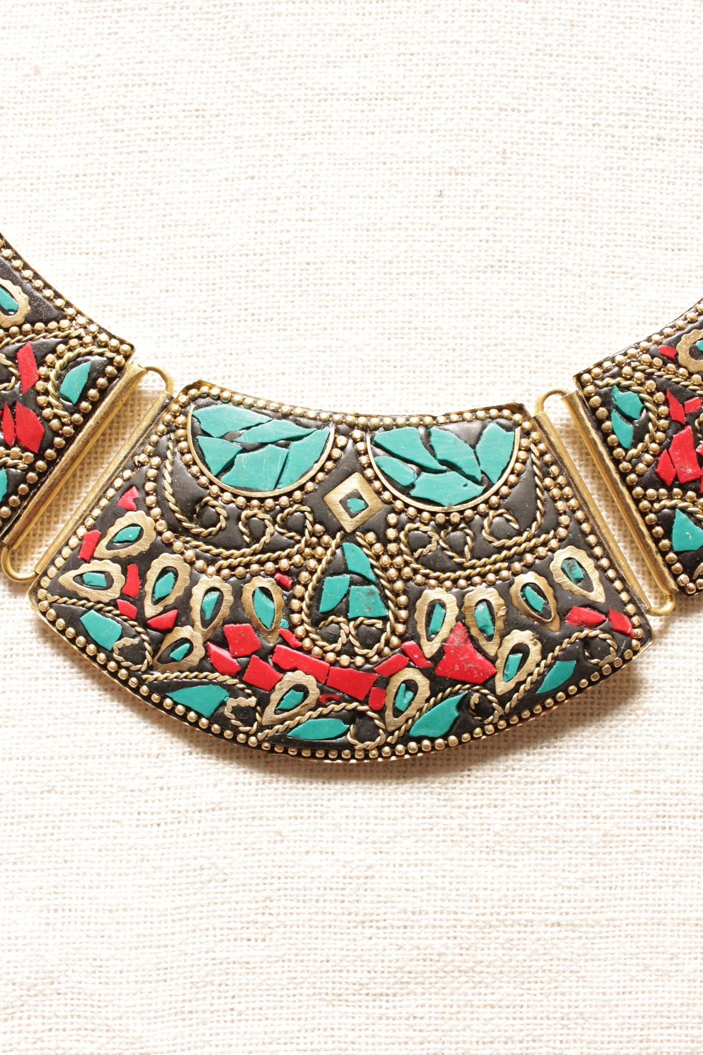 Turquoise, Red and Black Gold Toned Chain Closure Tibetan Necklace Set