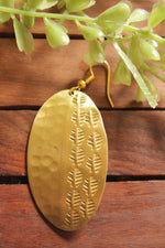 Load image into Gallery viewer, Oval Shape Leaf Motif Engraved Brass Dangler Earrings
