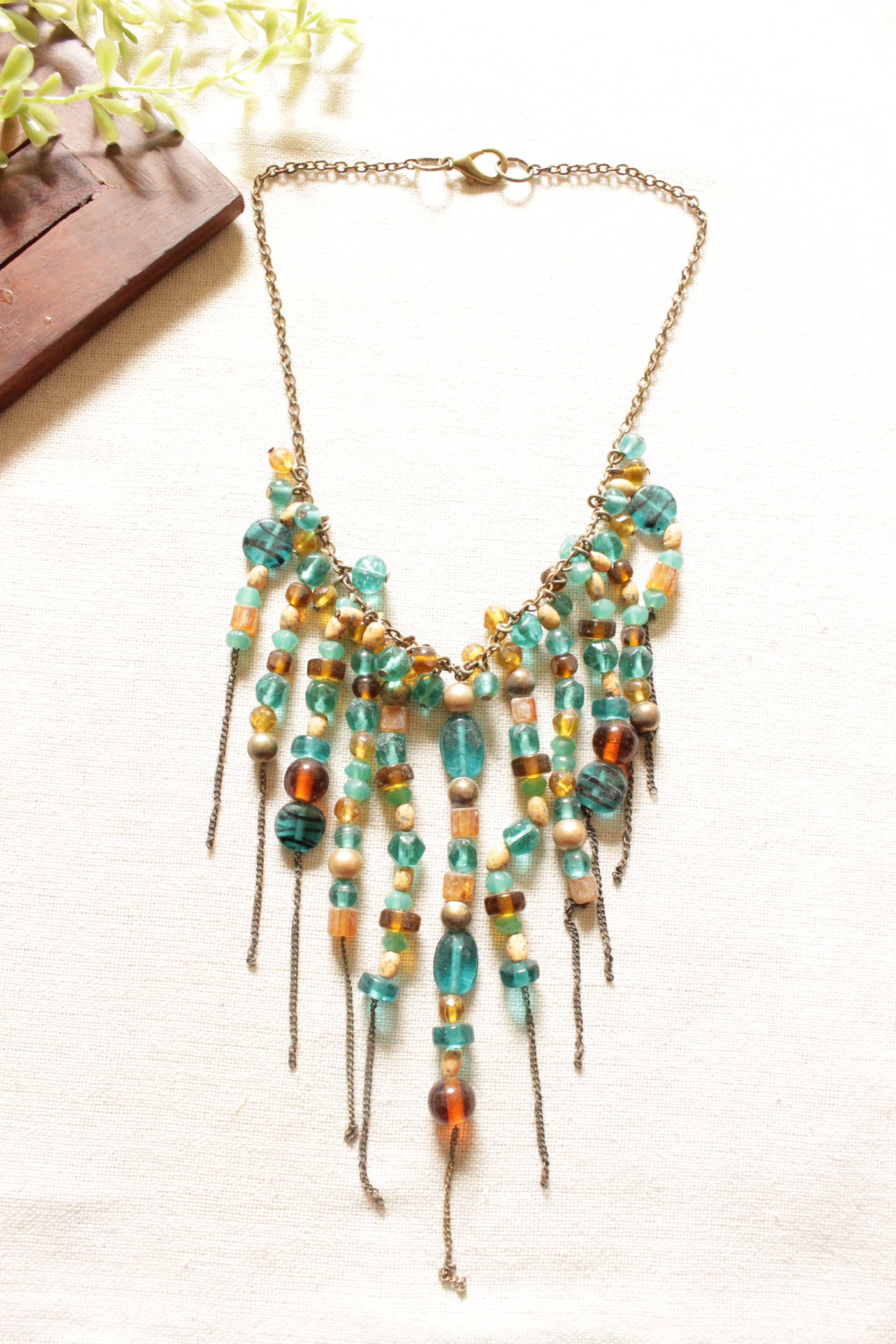 Glass Beads Embedded in Matt Gold Finish Chain Strings Necklace