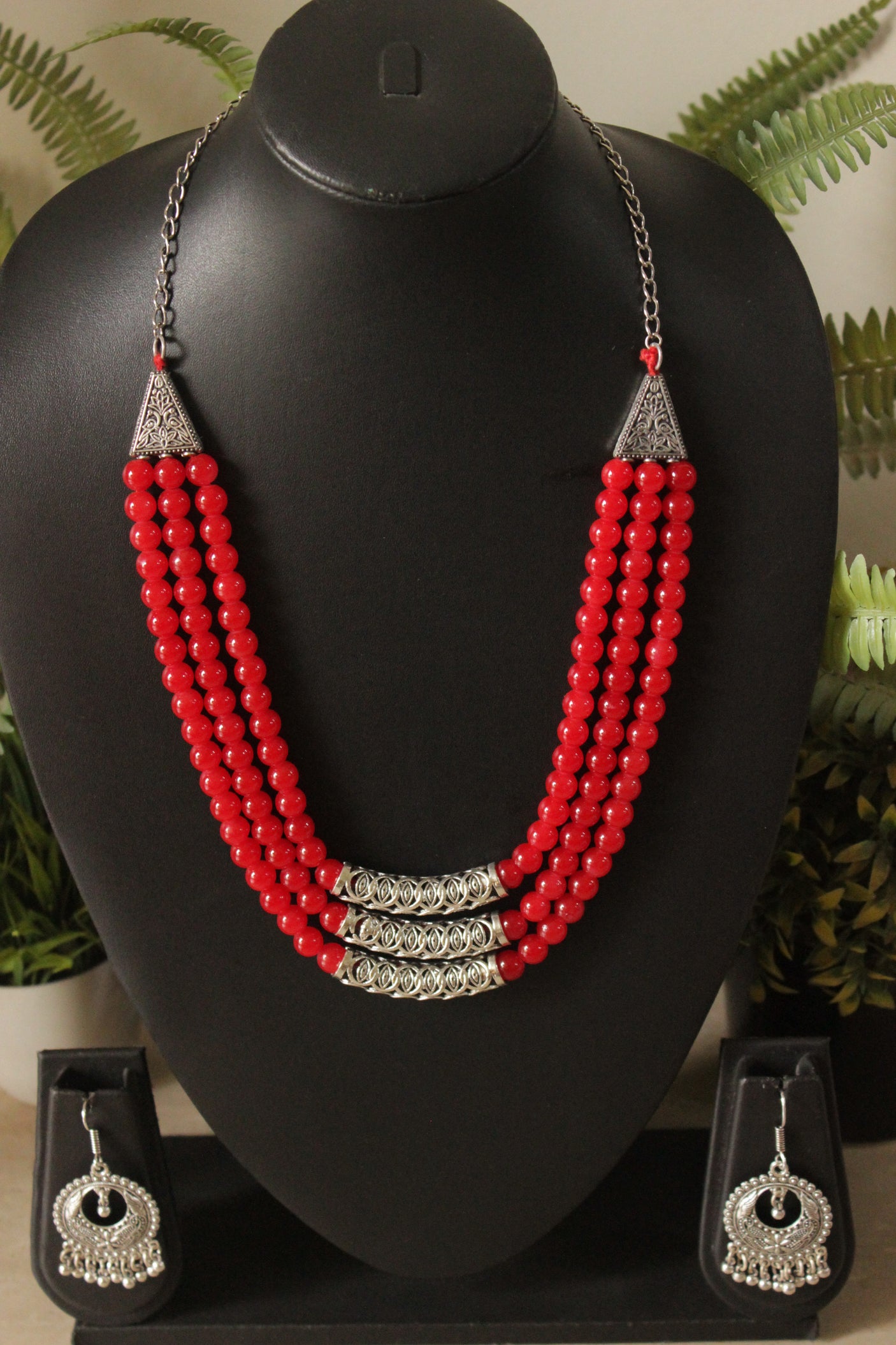 3 Layer Red Glass Beads Necklace Set with Metal Detailing