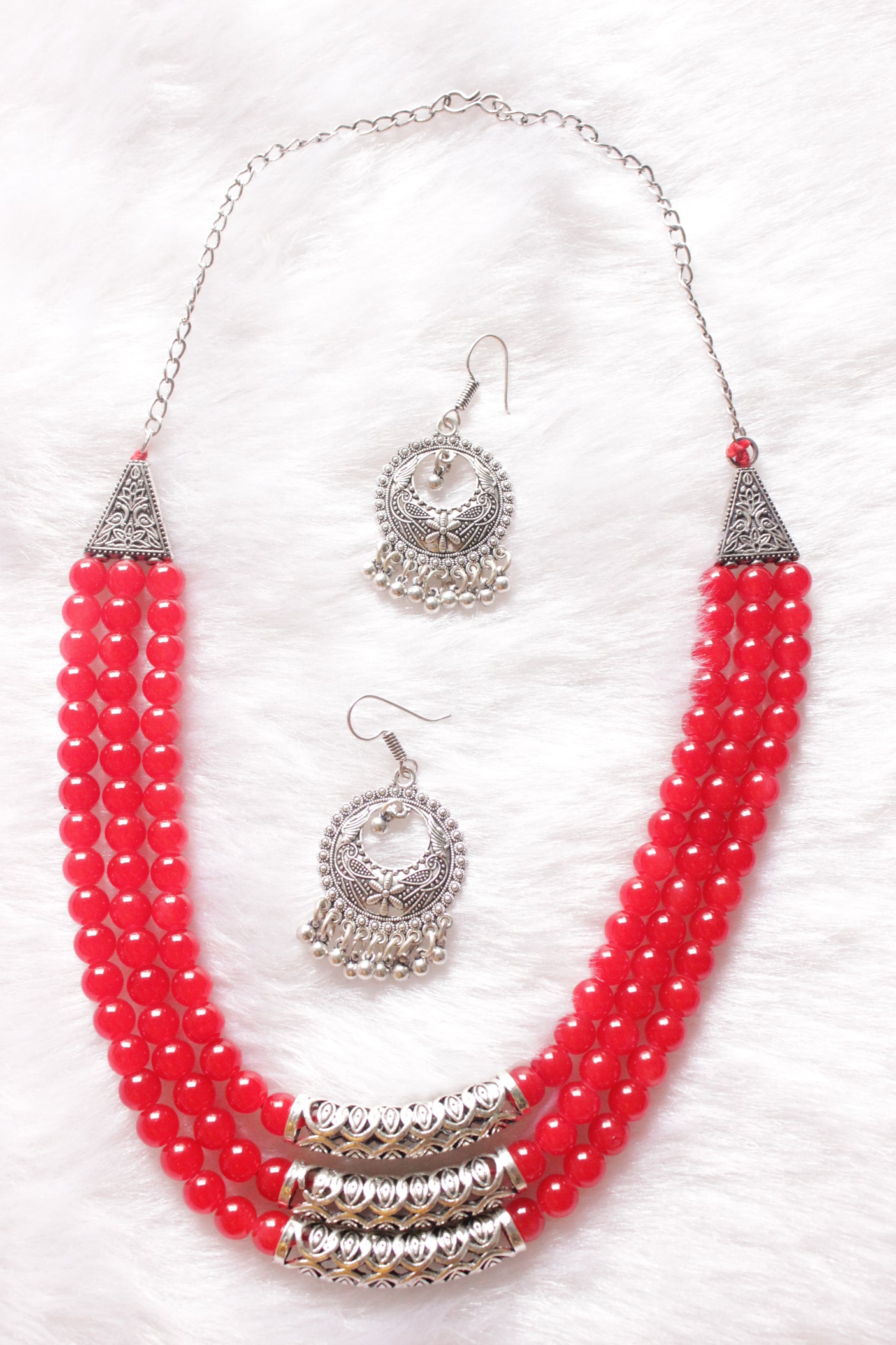 3 Layer Red Glass Beads Necklace Set with Metal Detailing