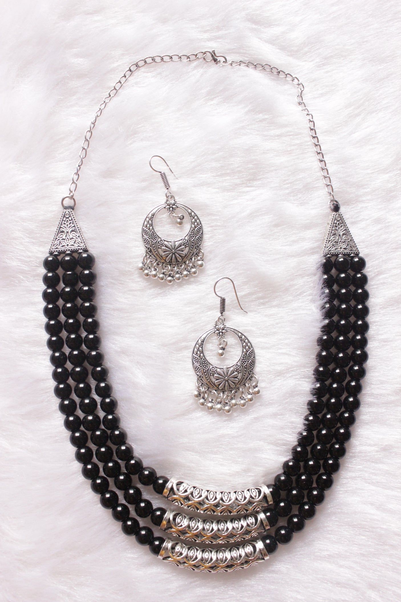 3 Layer Black Glass Beads Necklace Set with Metal Detailing