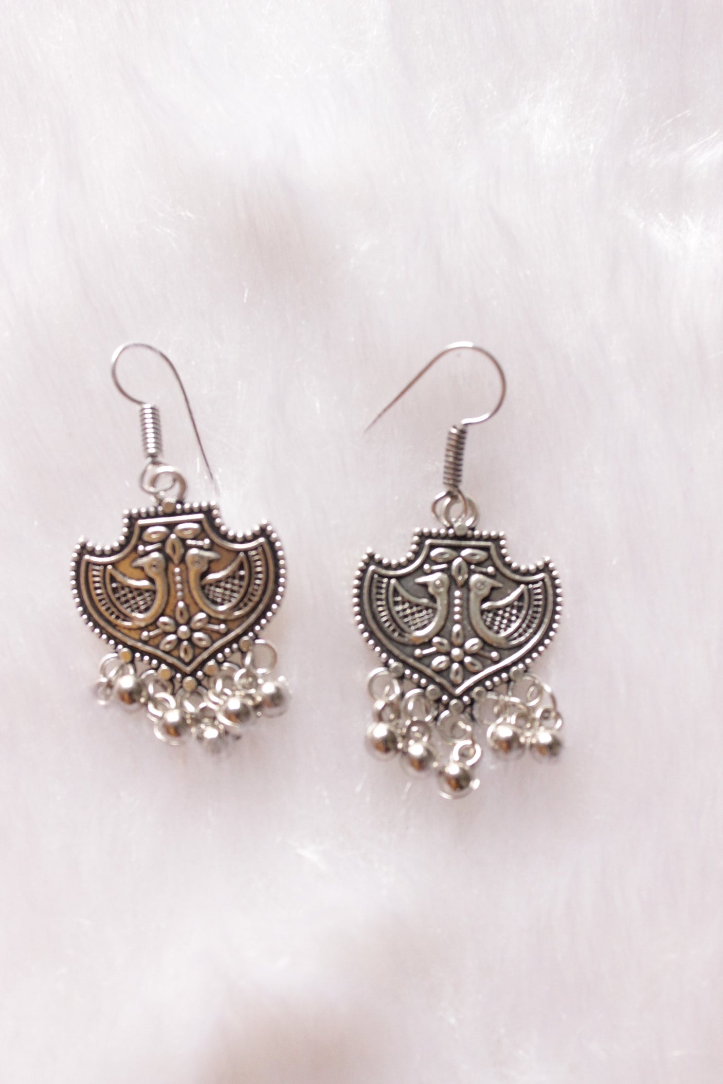 Statement Radha Krishna Motif Braided with Red and Green Glass Beads Necklace Set