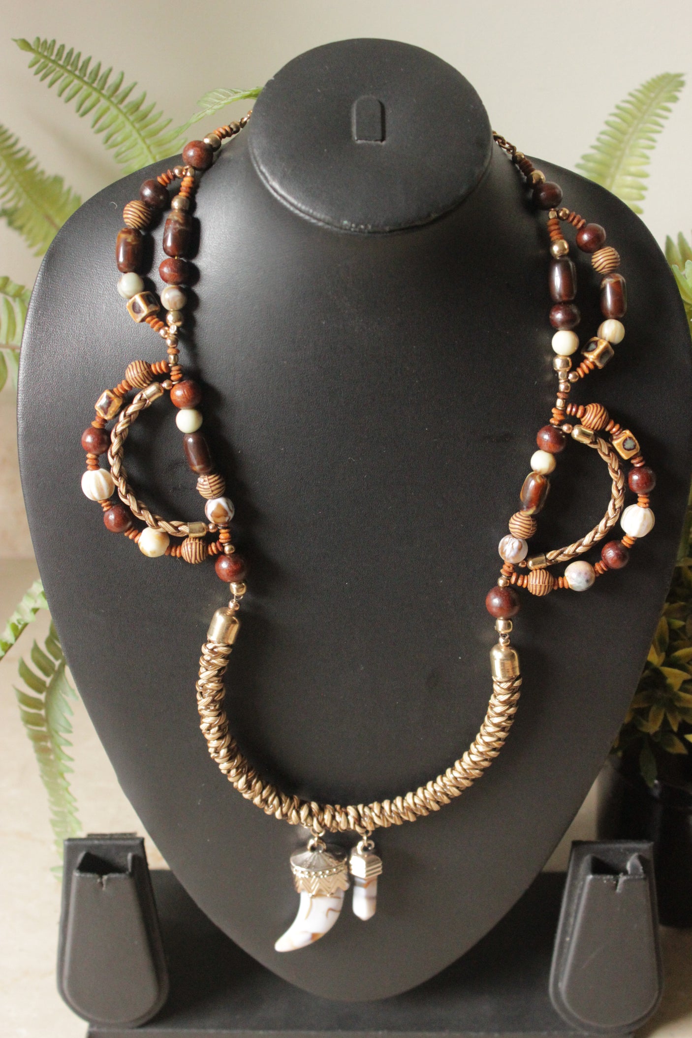 Wire Mesh Design Semi-Circular Necklace