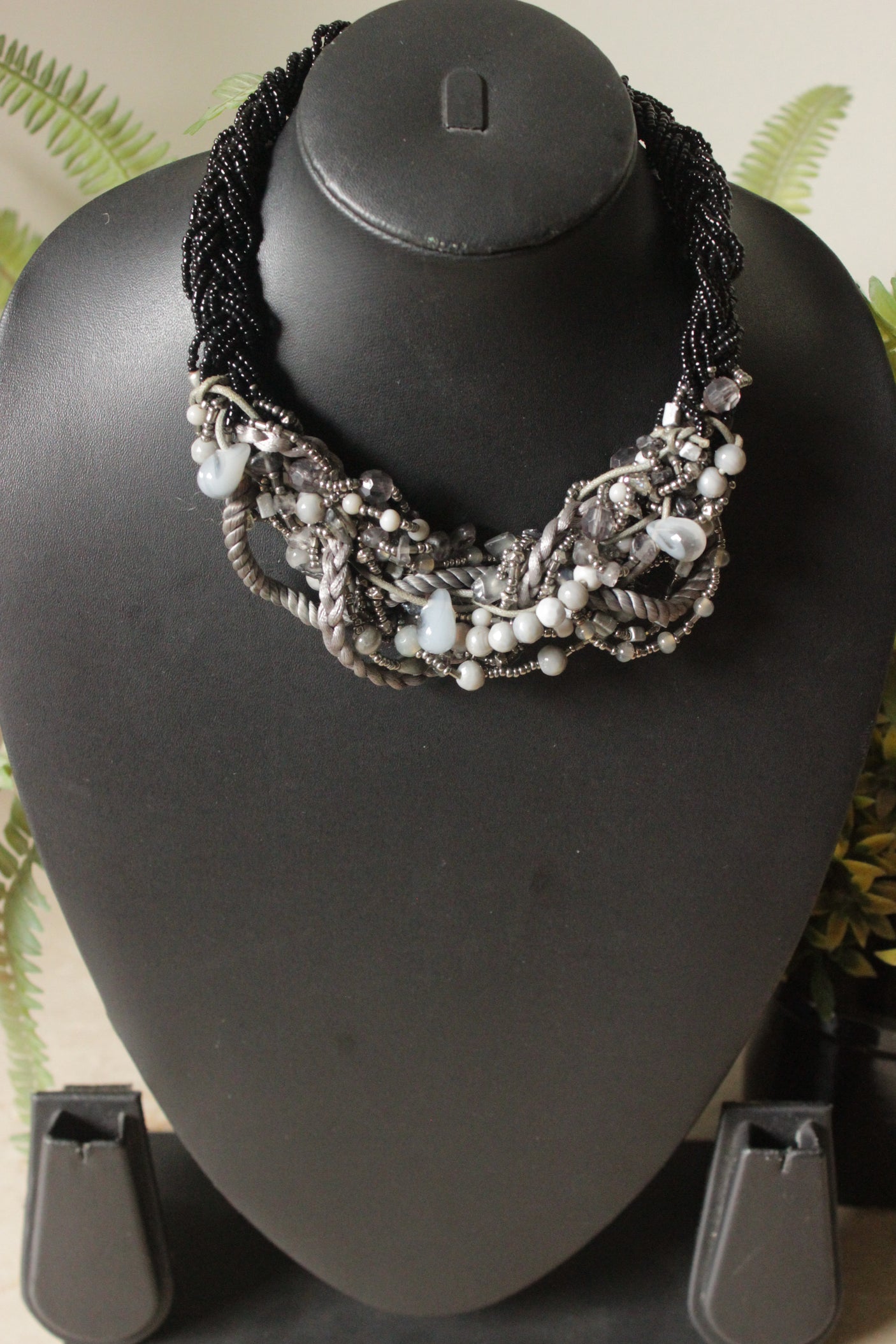 Hand Beaded Beads and Threads Choker Necklace