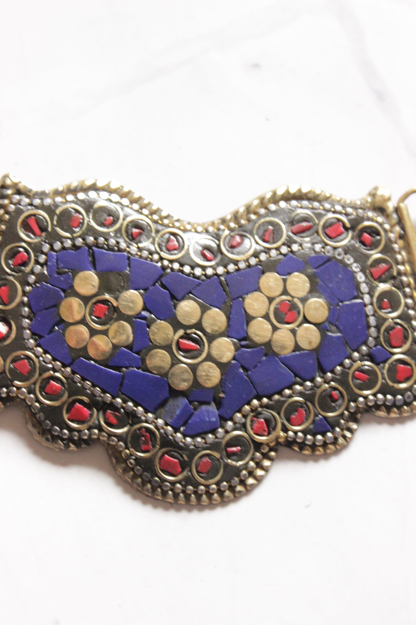 Purple and Red Tibetan Hasli Style Gold Toned Chain Closure Necklace