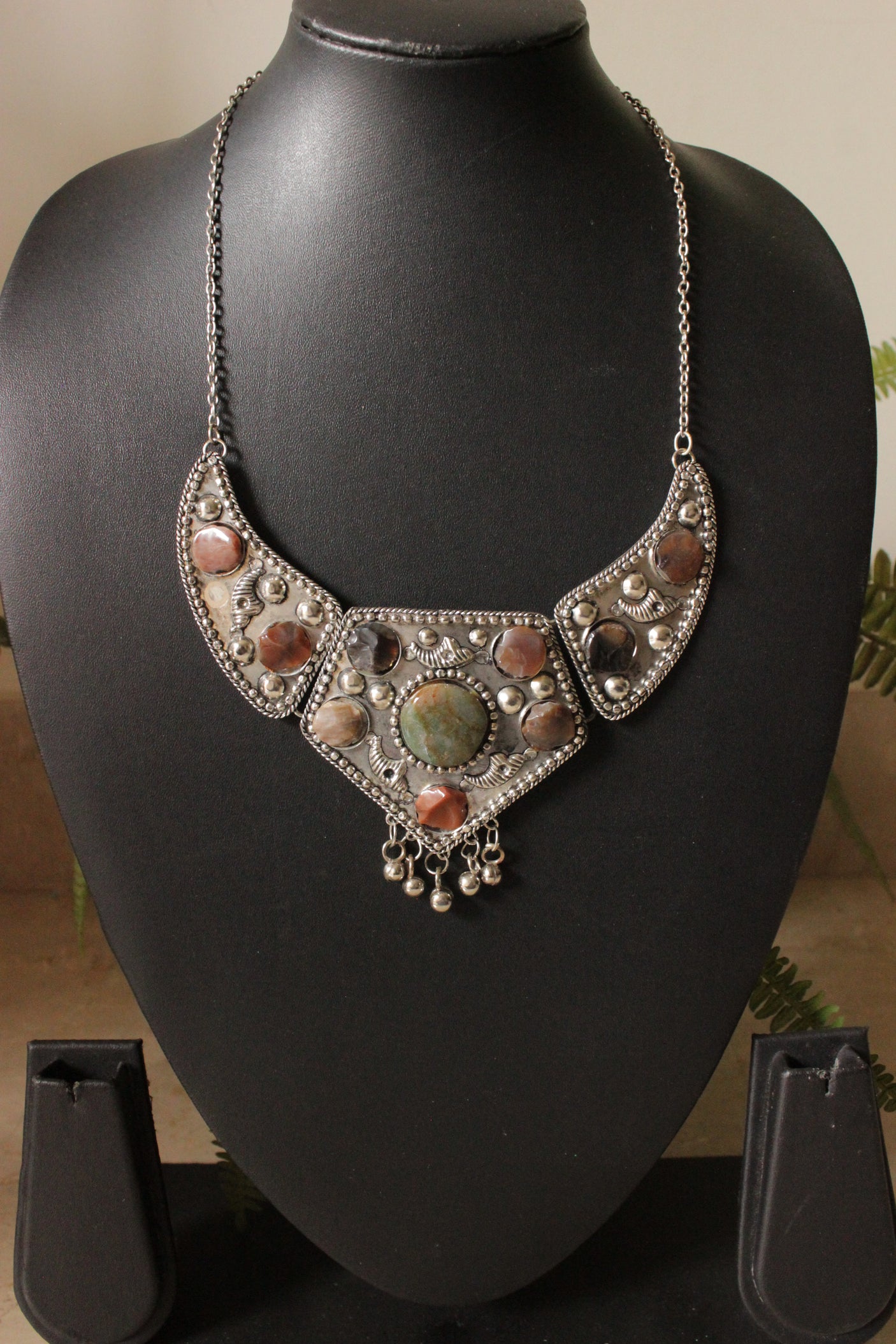 Raw Natural Gemstones Embedded Silver Finish Hasli Style Tribal Necklace