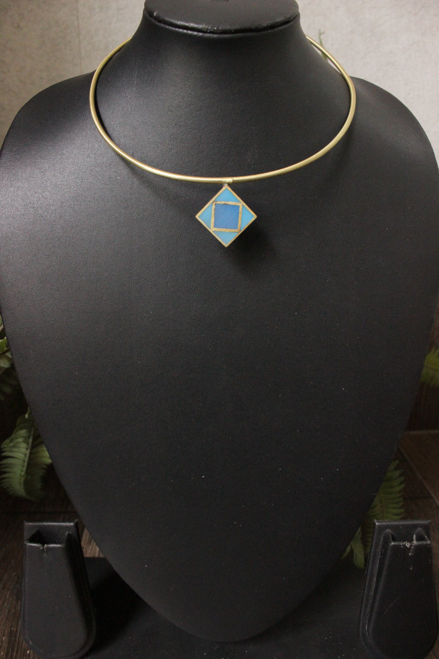 Gold Finish Metal Hasli with a Petite Wooden Blue Hand Painted Pendant
