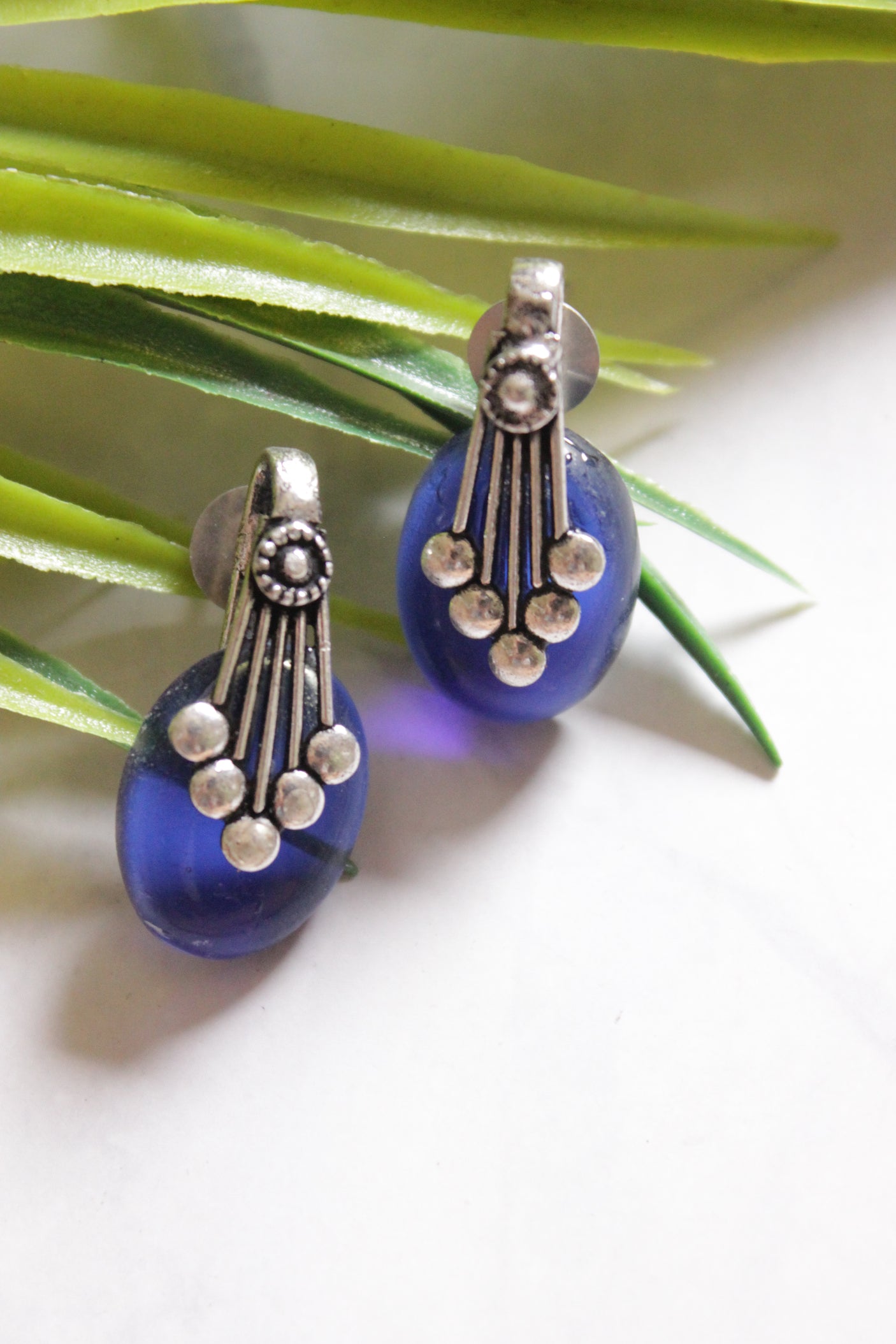 Oxidised Chain Necklace Set with Violet Pendant