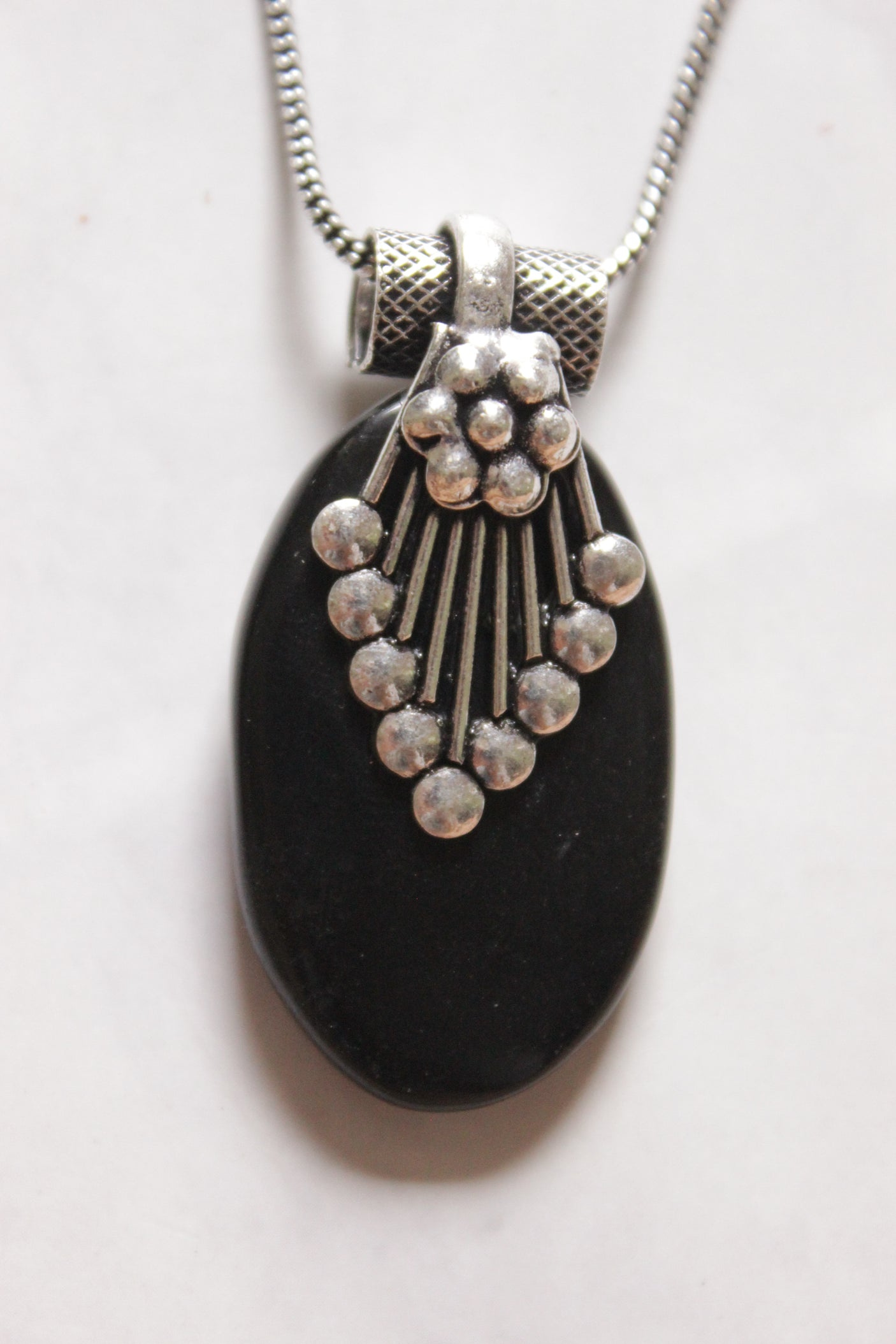 Oxidised Chain Necklace Set with Black Pendant