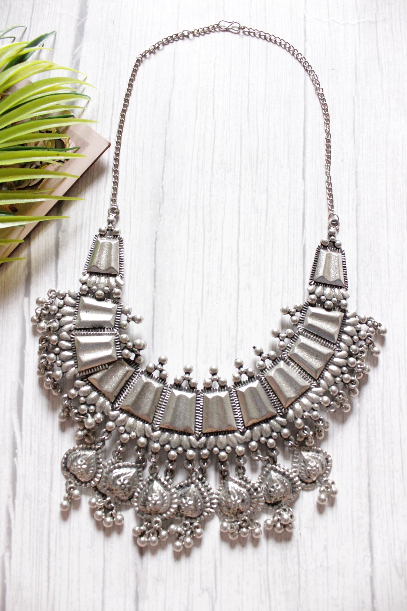 Premium Oxidised Finish Elaborate Metal Necklace with Chain Closure