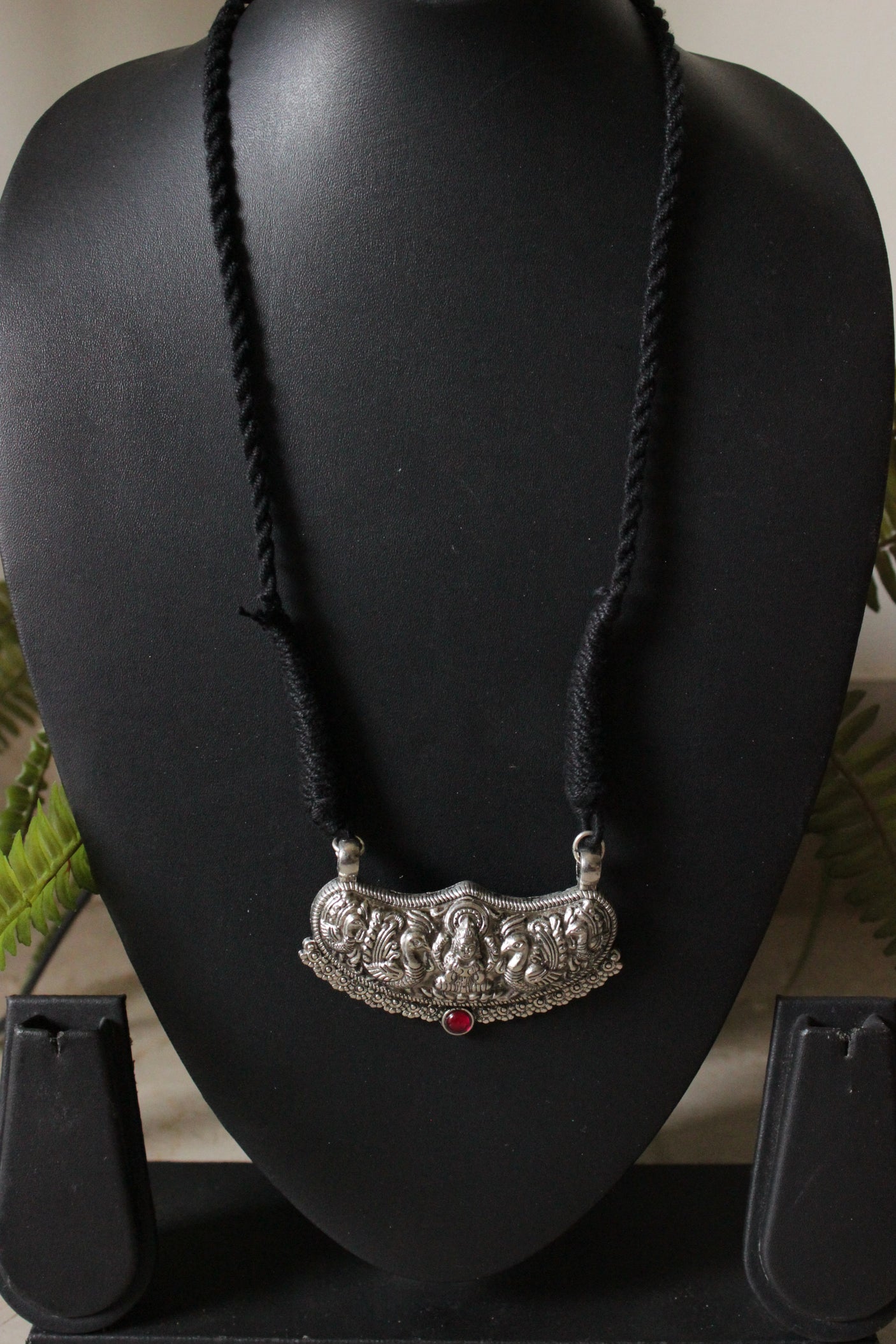 Religious Motifs Metal Pendant Fabric Threads Adjustable Closure Necklace