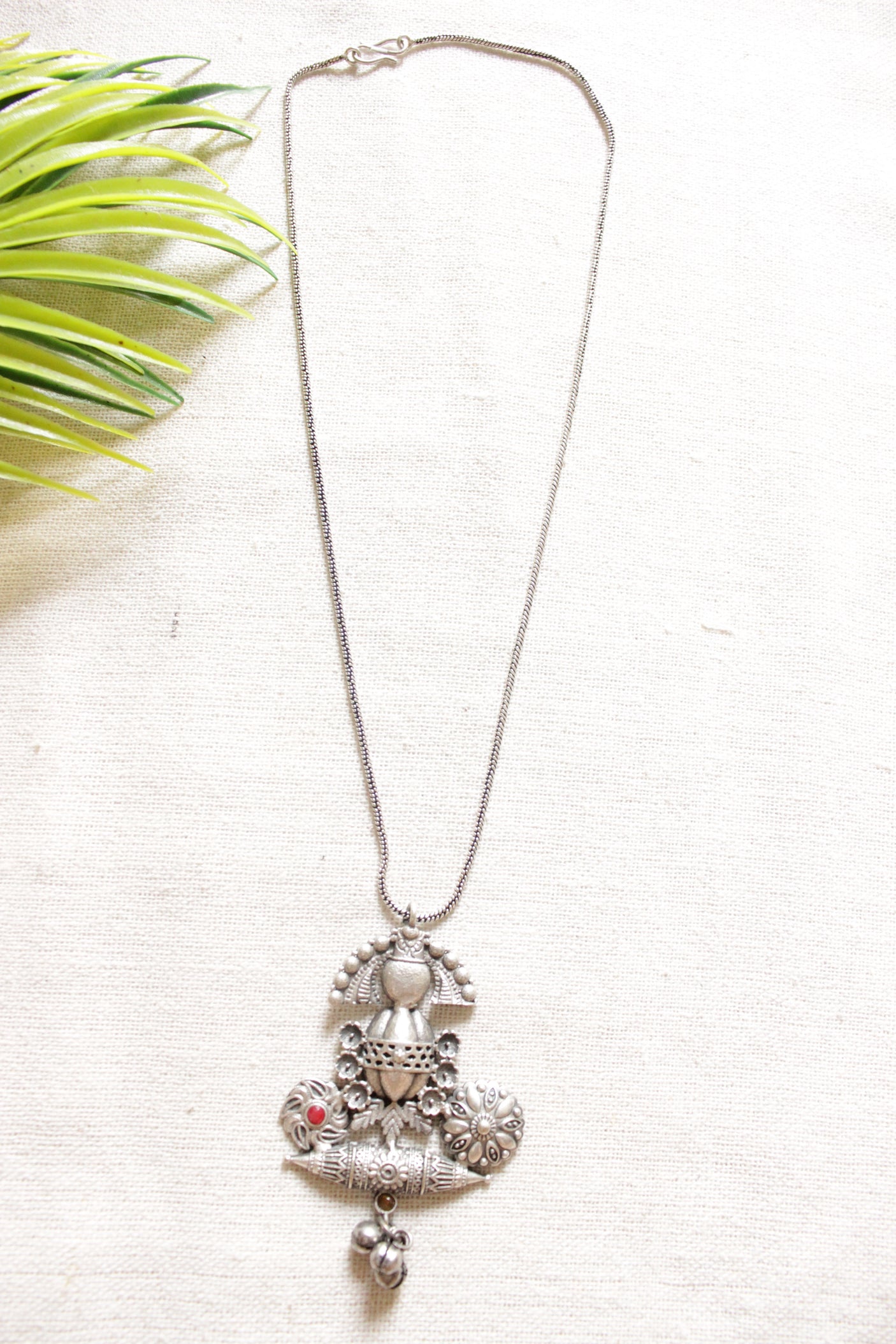 Premium Oxidised Finish Abstract Shape Pendant Petite Silver Chain Necklace