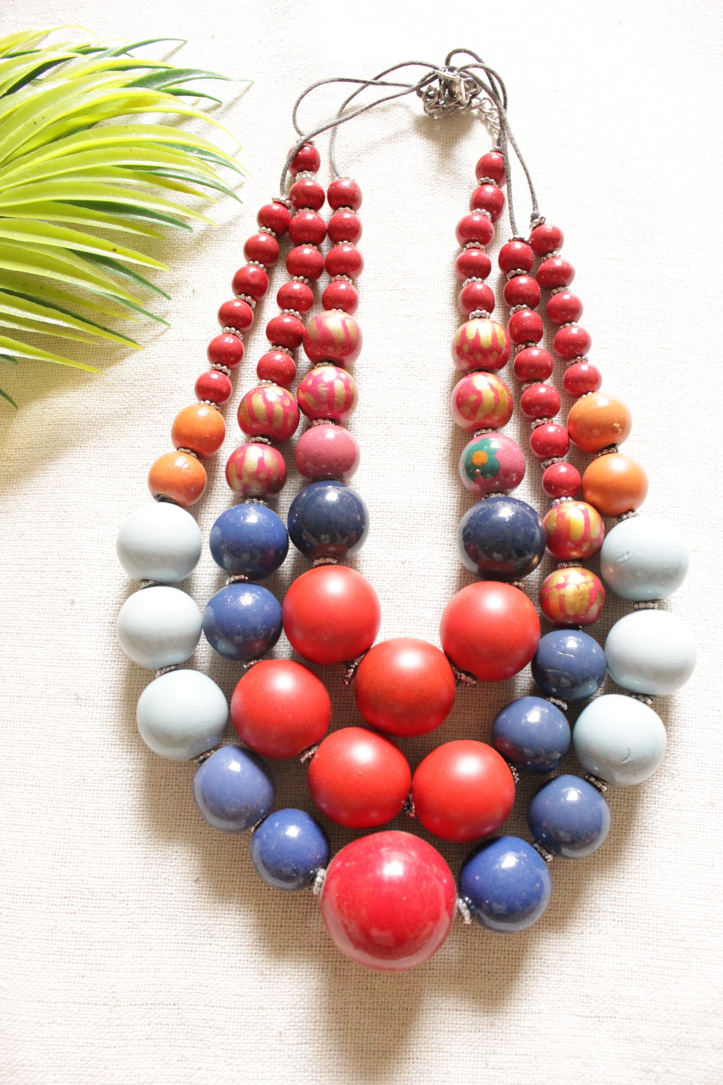 Red and Blue Acrylic Beads 3 Layer Rope and Chain Closure Necklace
