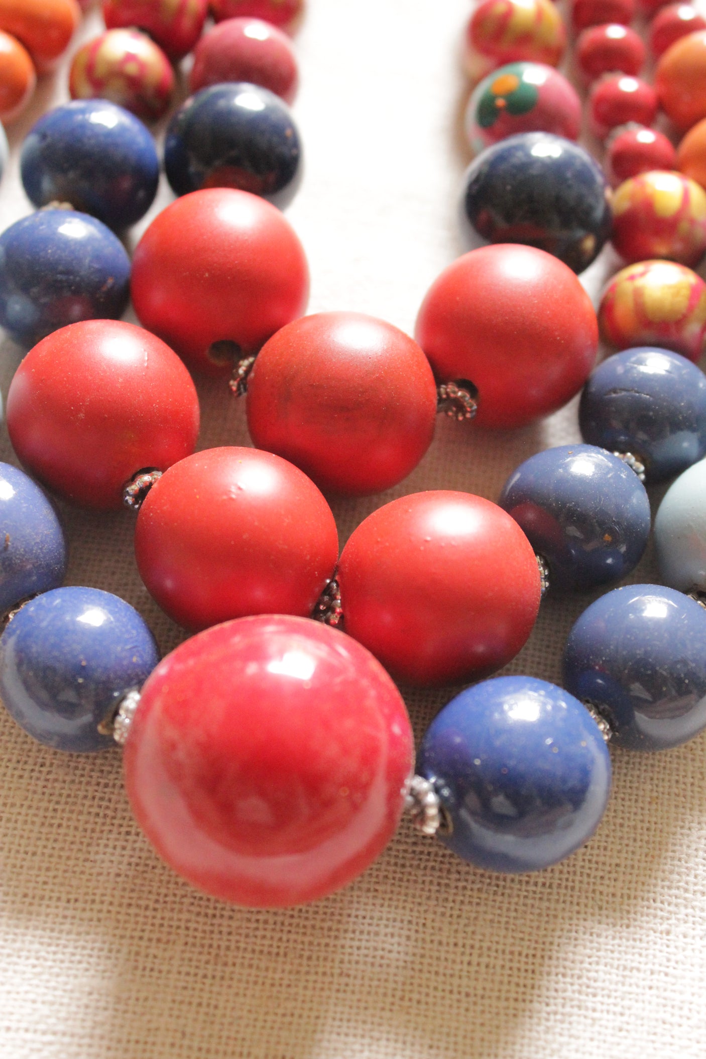 Red and Blue Acrylic Beads 3 Layer Rope and Chain Closure Necklace