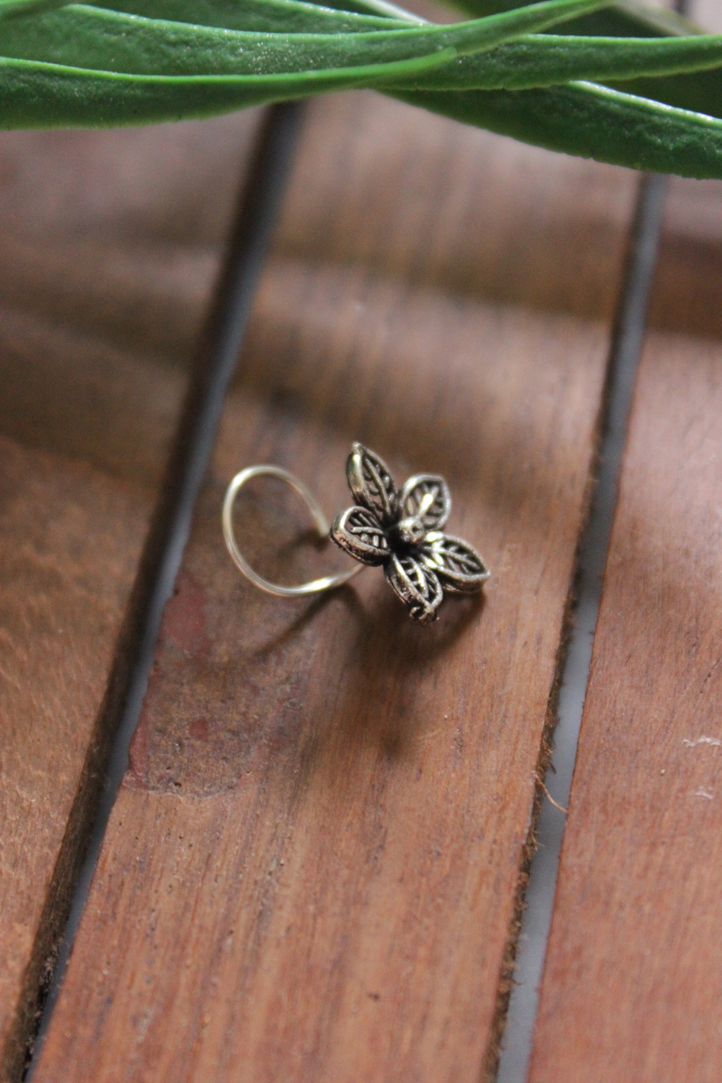 Flower Shape Oxidised Finish Silver Clip On Nosepin