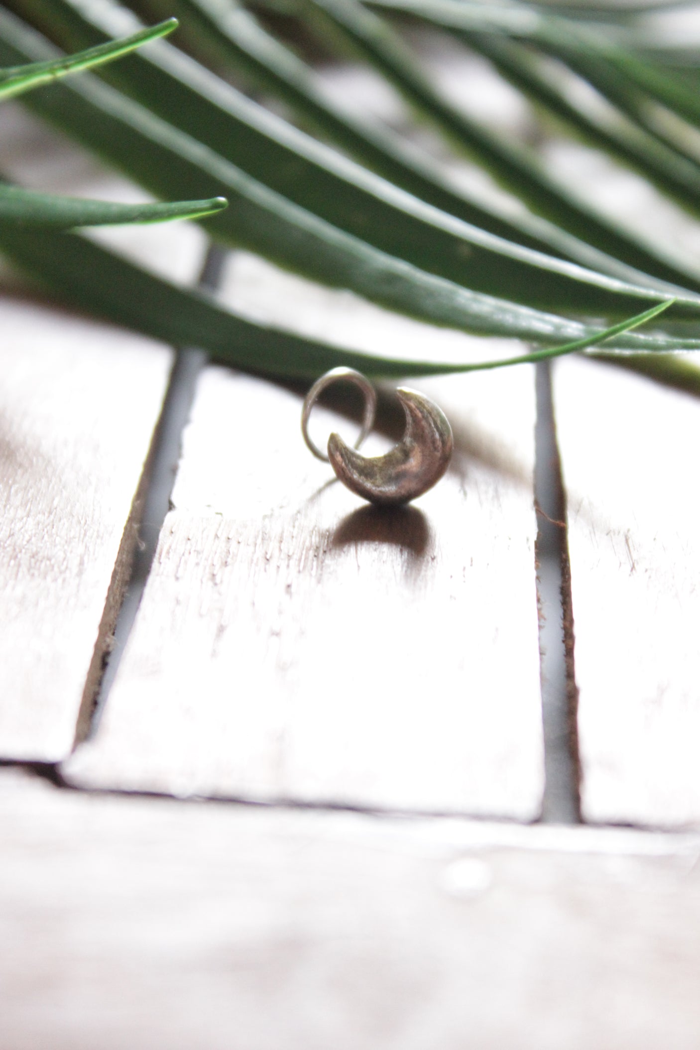 Crescent Moon Shape Silver Clip On Nosepin