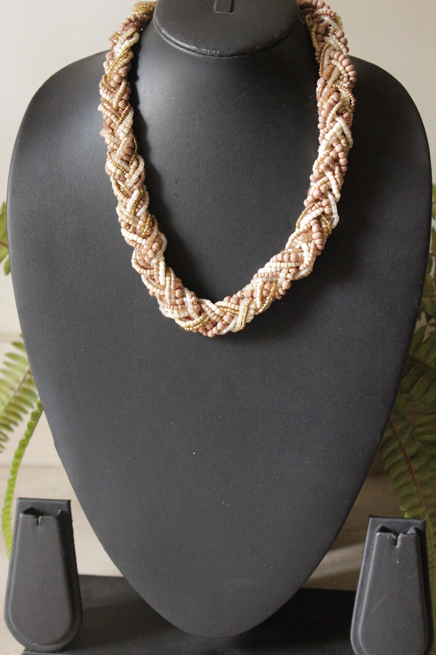 Peach & Ivory Shaded Twisted Beads Handmade Necklace with Intertwined Golden Beads
