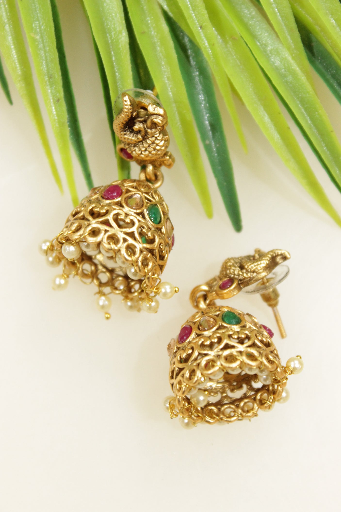 Ruby Red & Green Glass Stones Embedded Relgious Motif Temple Jewelry Adjustable Length Choker Necklace Set