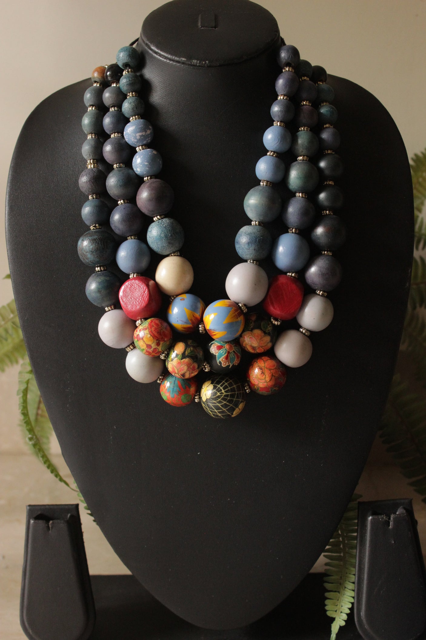 4 Vibrant Shades Wooden Beads 3 Layer Chain Closure Necklace
