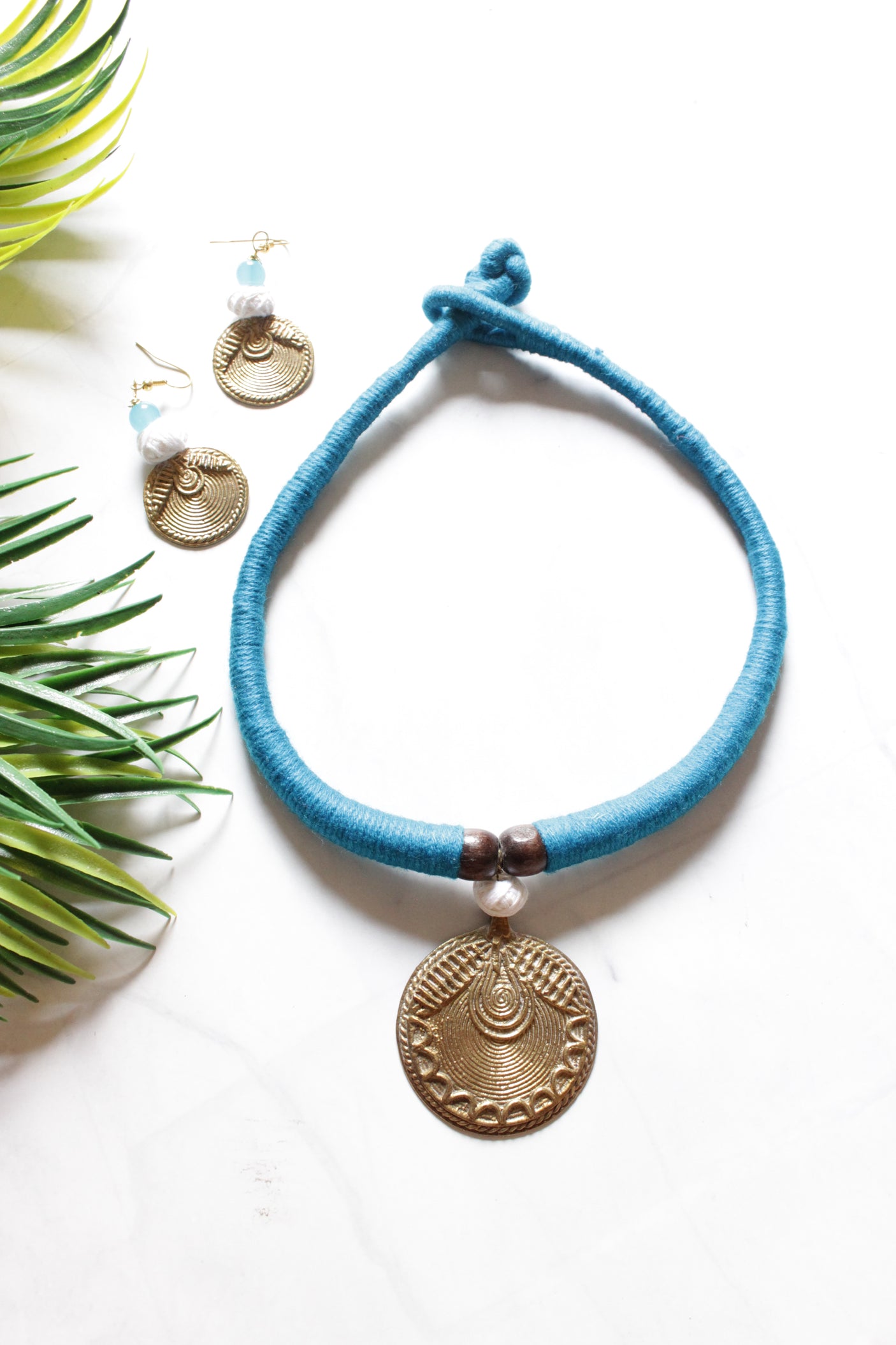 Bronze Finish Pendant Choker Necklace Set