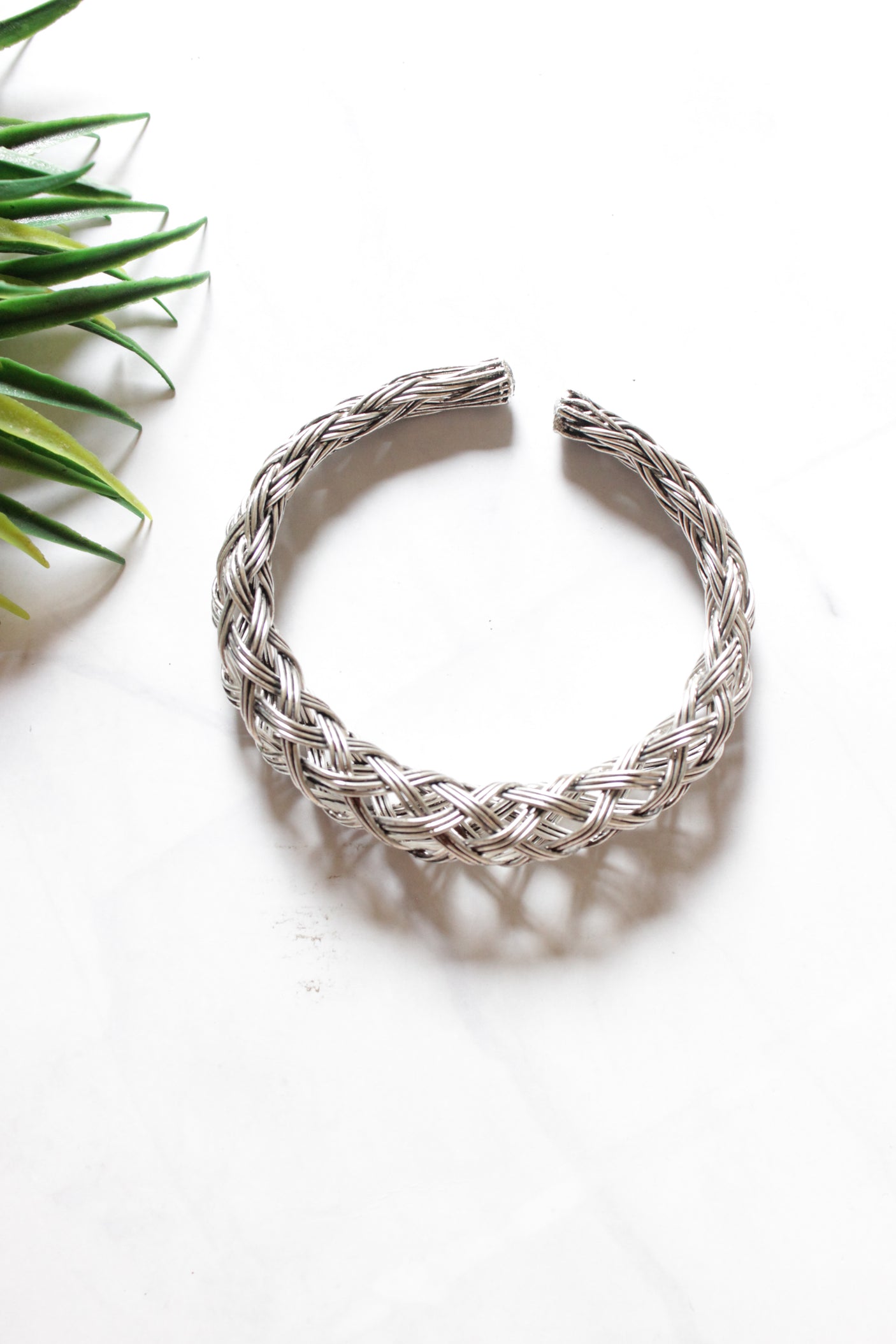 Meshed Silver Wires Set of 3 - Choker Necklace, Earrings and Bracelet