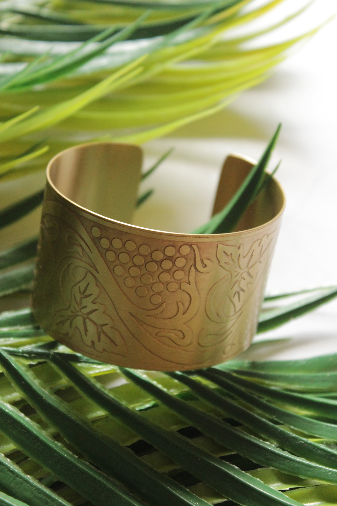 Adjustable Dull Gold Metal Bracelet