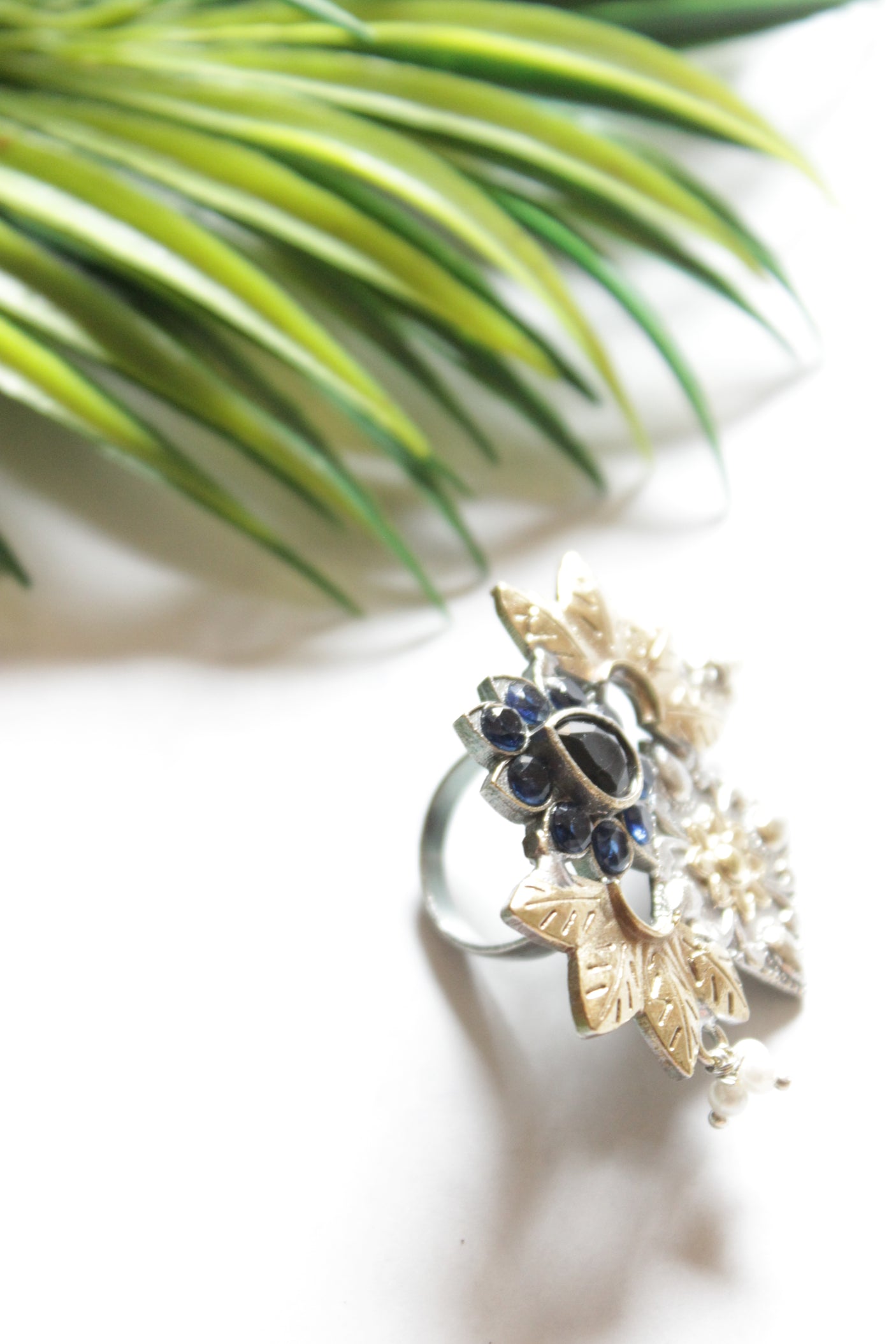 Dual Tone Statement Flora Cocktail Ring