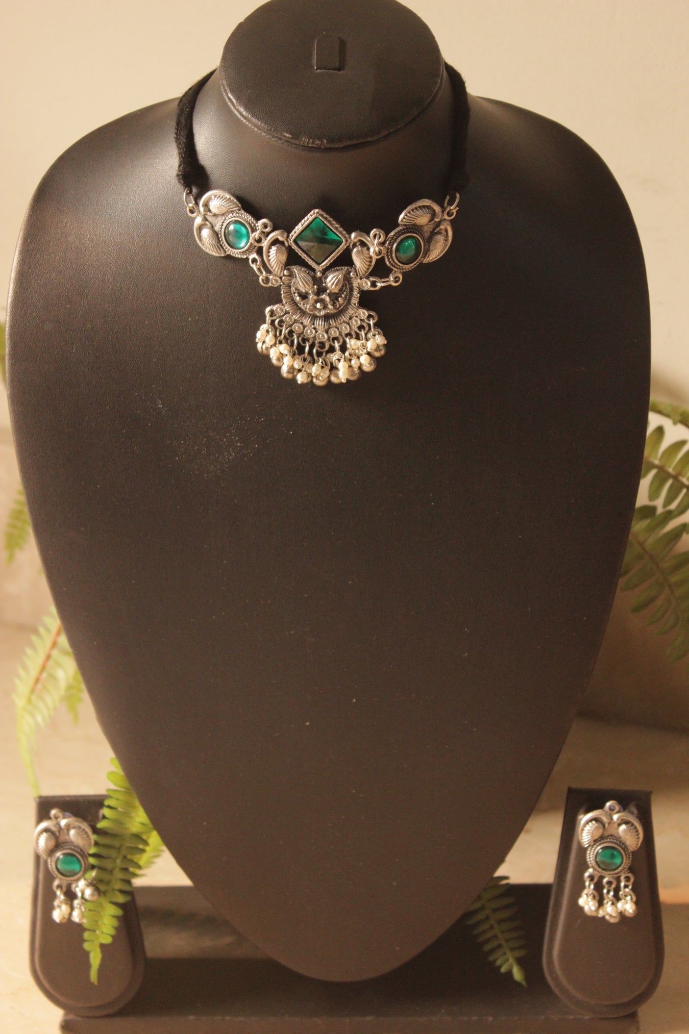 Green Center Stone Oxidised Finish Adjustable Length Choker Necklace Set