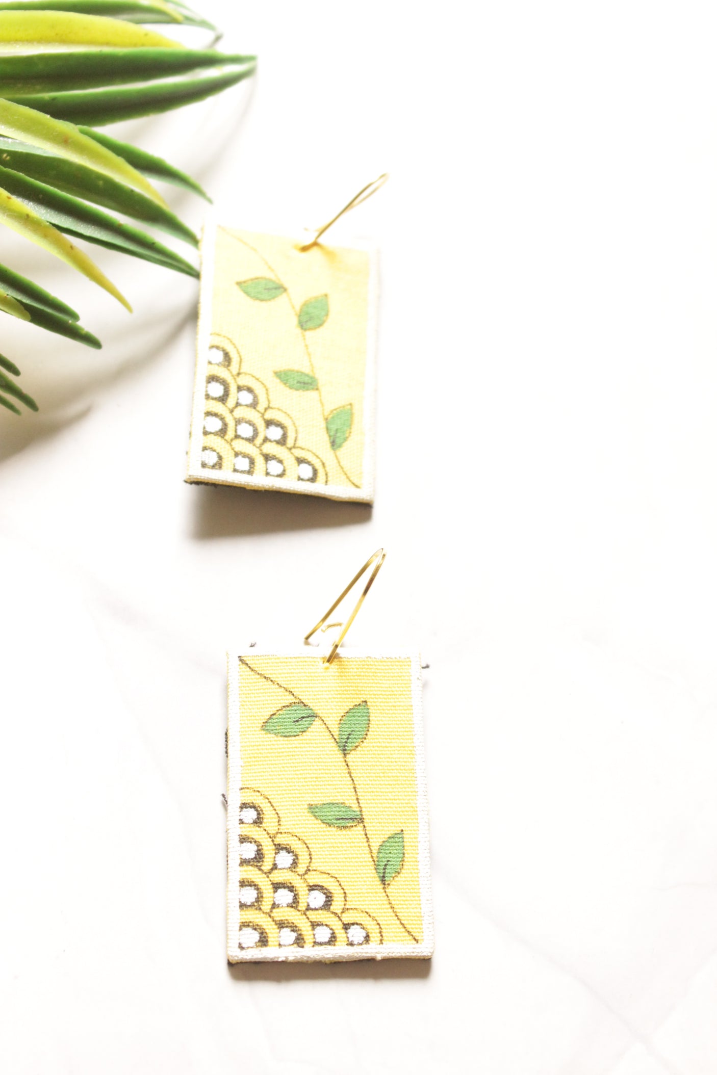 Hand Painted Fish Yellow Fabric Necklace Set