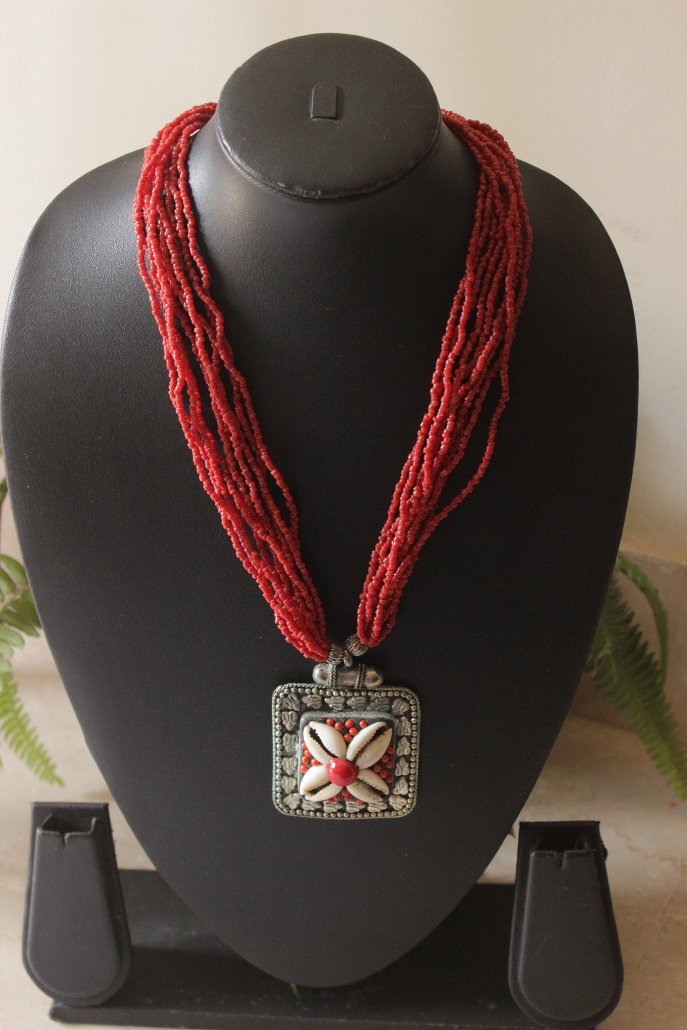 Red Acrylic Beads and Shells Metal Pendant Handmade Necklace