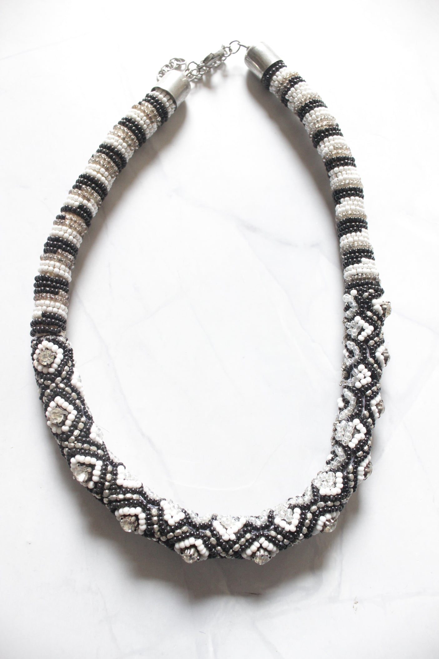 Monochrome Beads Necklace