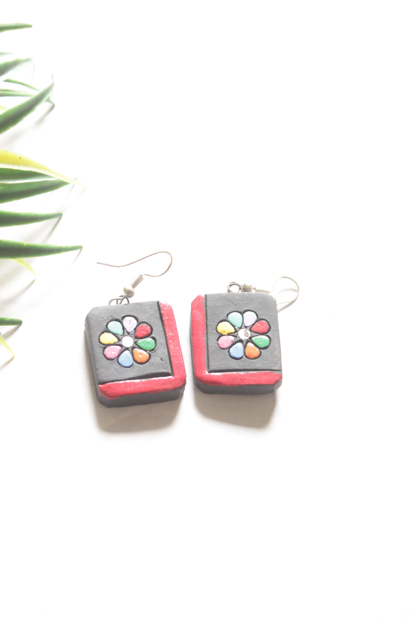 Black & Red Hand Painted Terracotta Clay Necklace Set