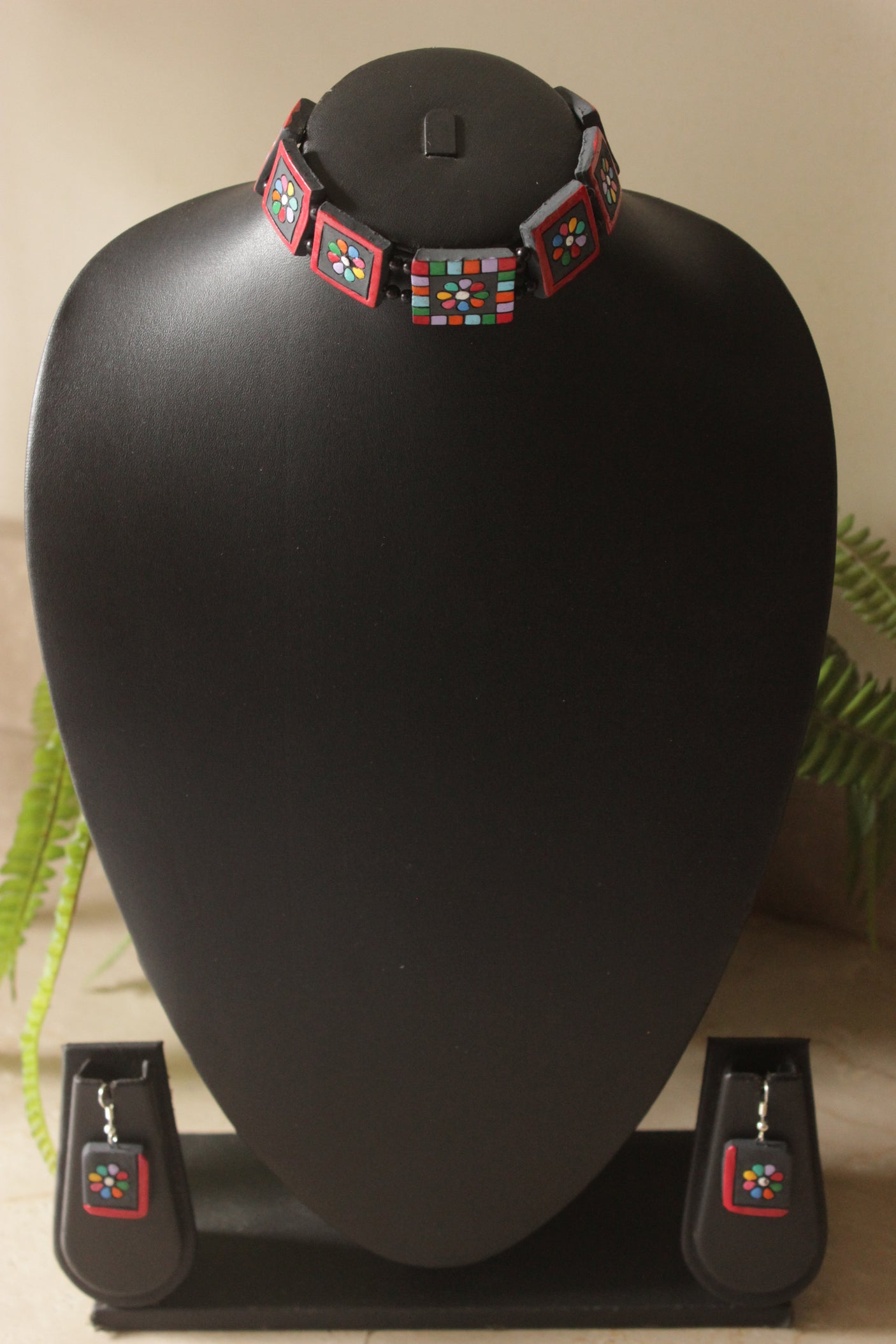 Black & Red Hand Painted Terracotta Clay Necklace Set