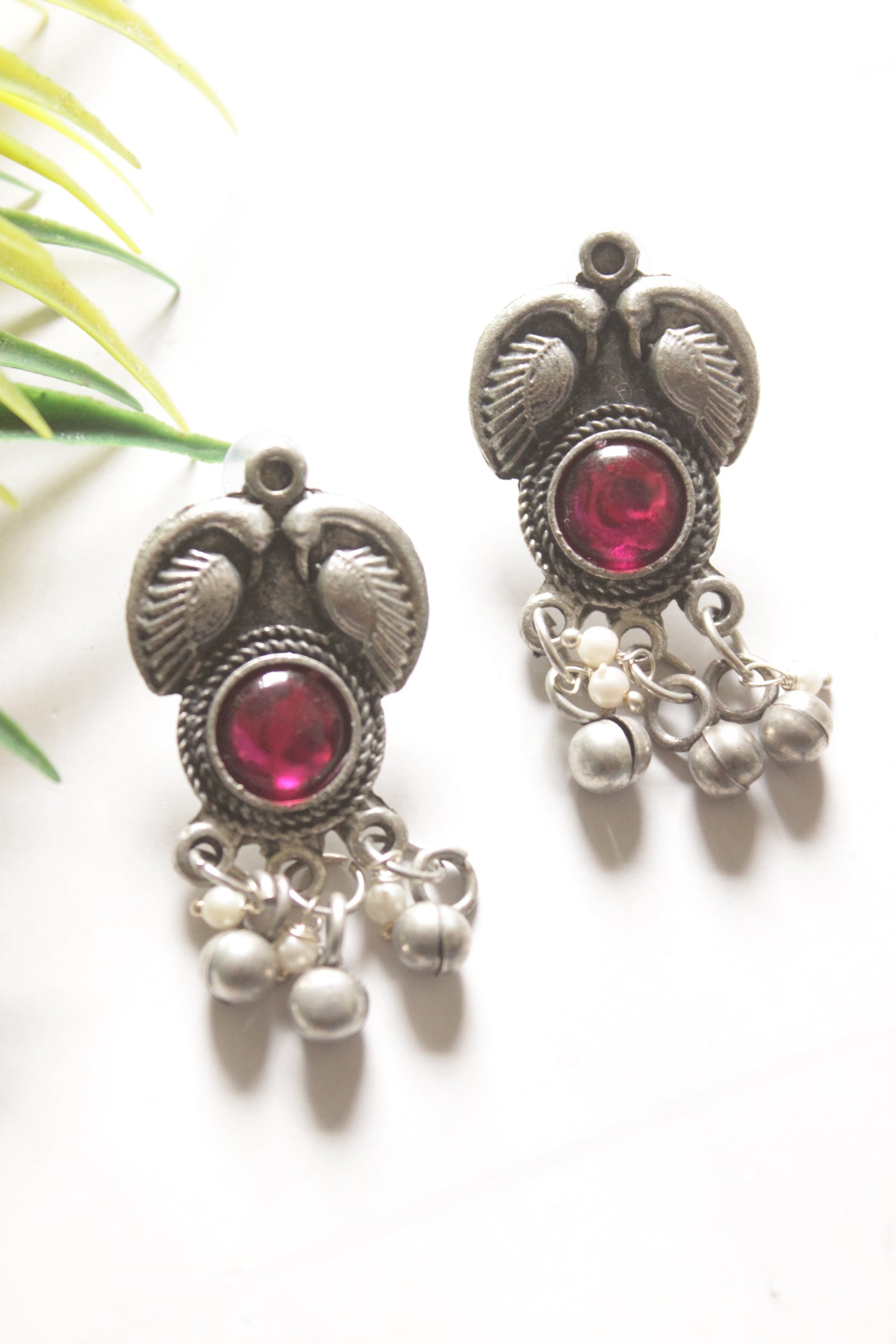 Pink Glass Stones Embedded Oxidised Finish Choker with Adjustable Length