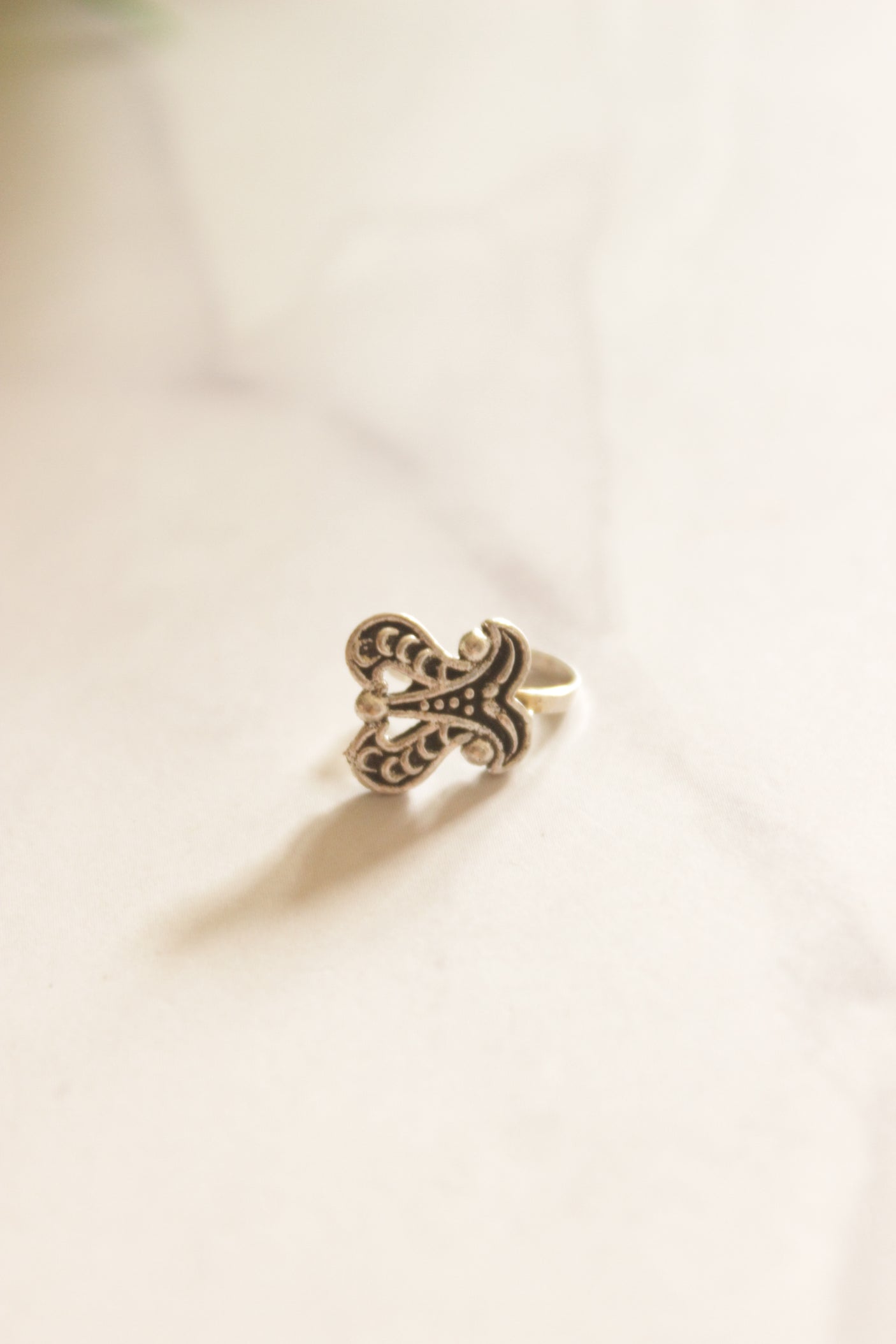 Oxidised Silver Finish Clip On Nosepin