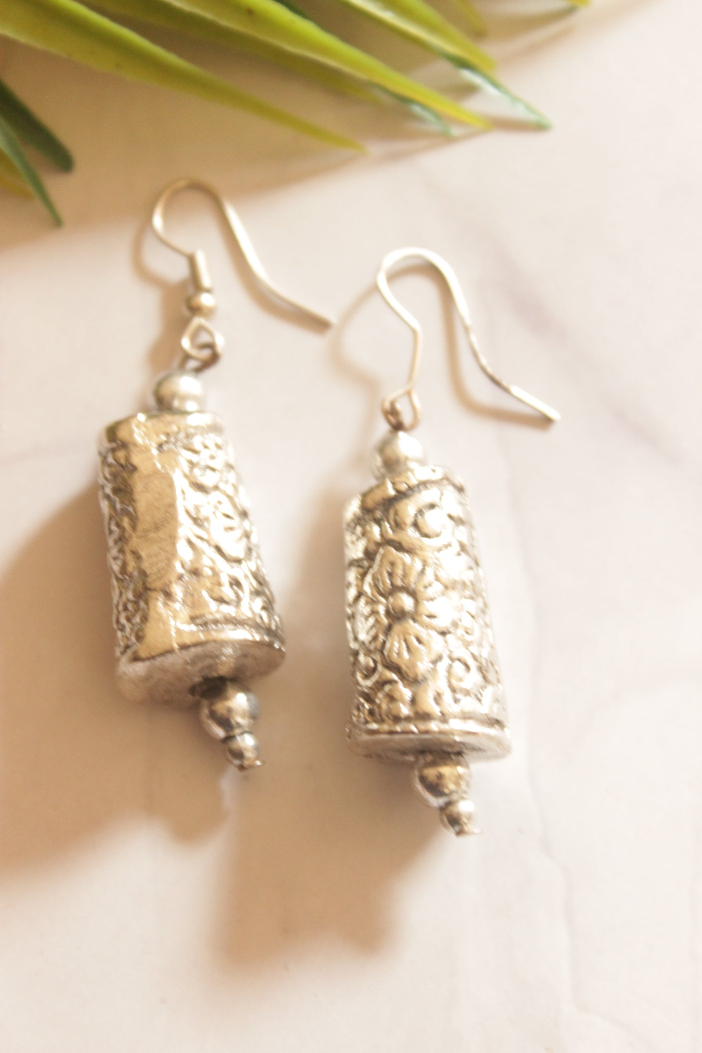 Rustic Radiance Red Stone Necklace