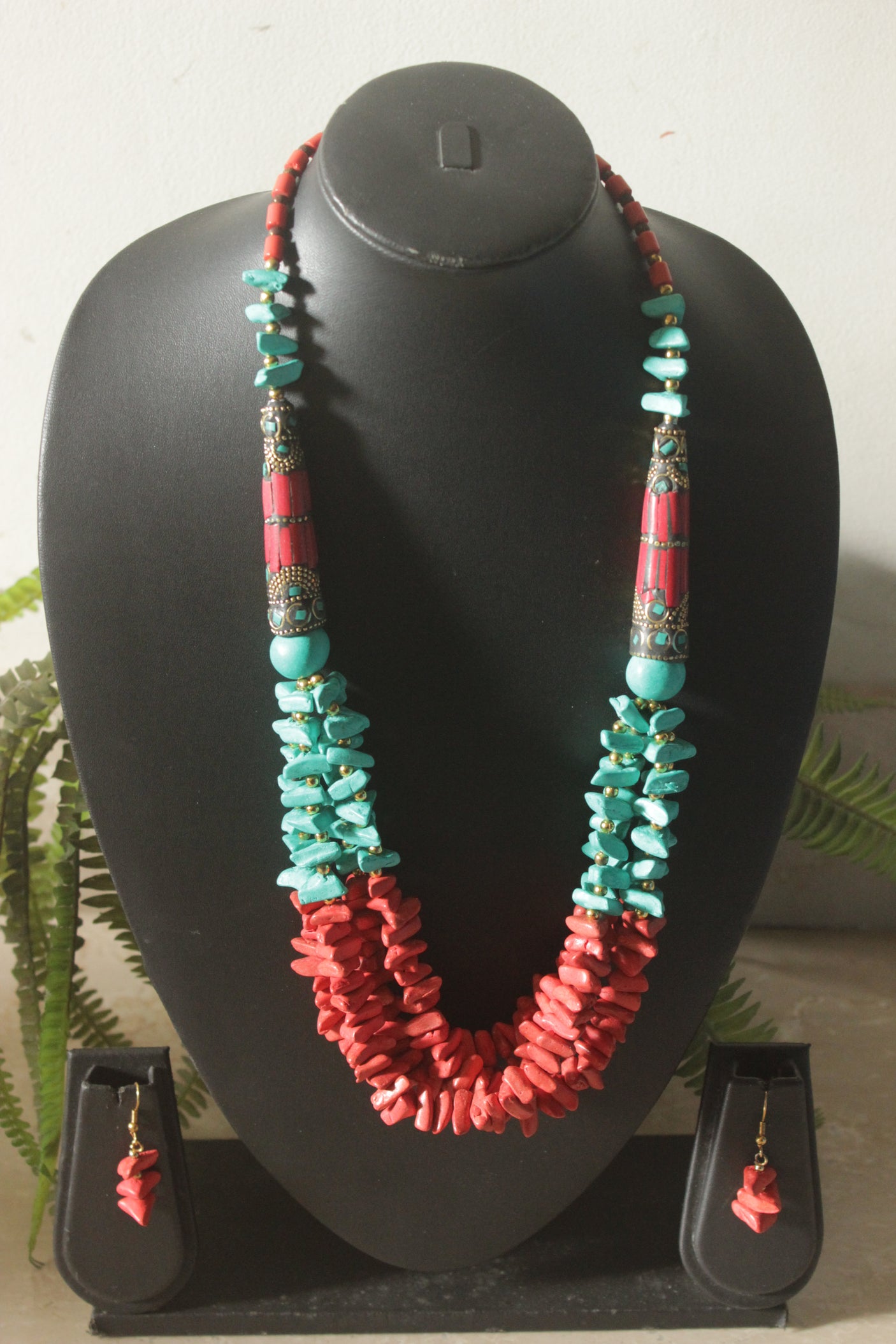 Turquoise and Red Beads Necklace Set