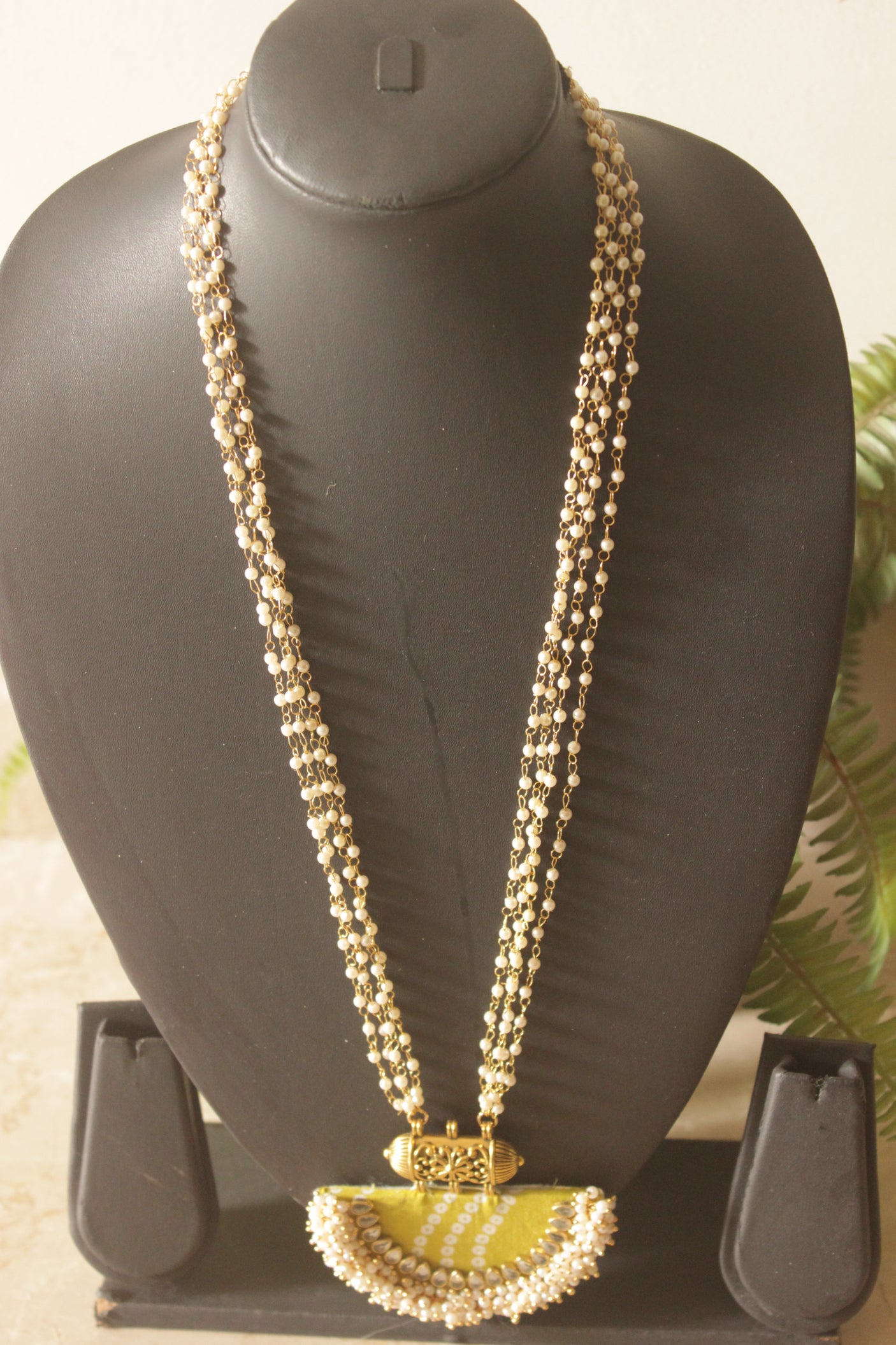 Olive Green Bandhani Fabric Pendant Pearl Strand Necklace