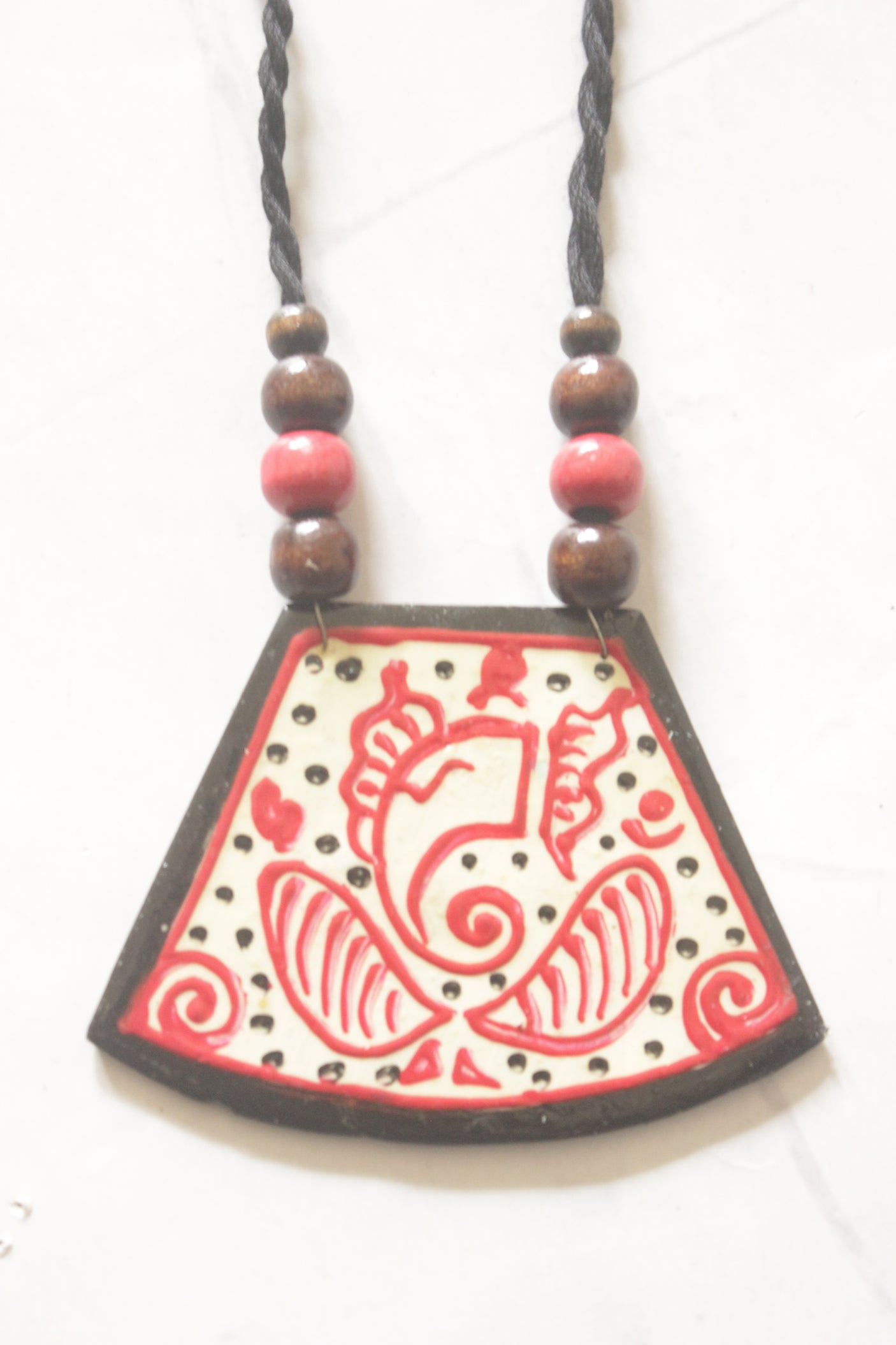 Cream & Red Hand-Painted Lord Ganesha Ceramic Necklace Set